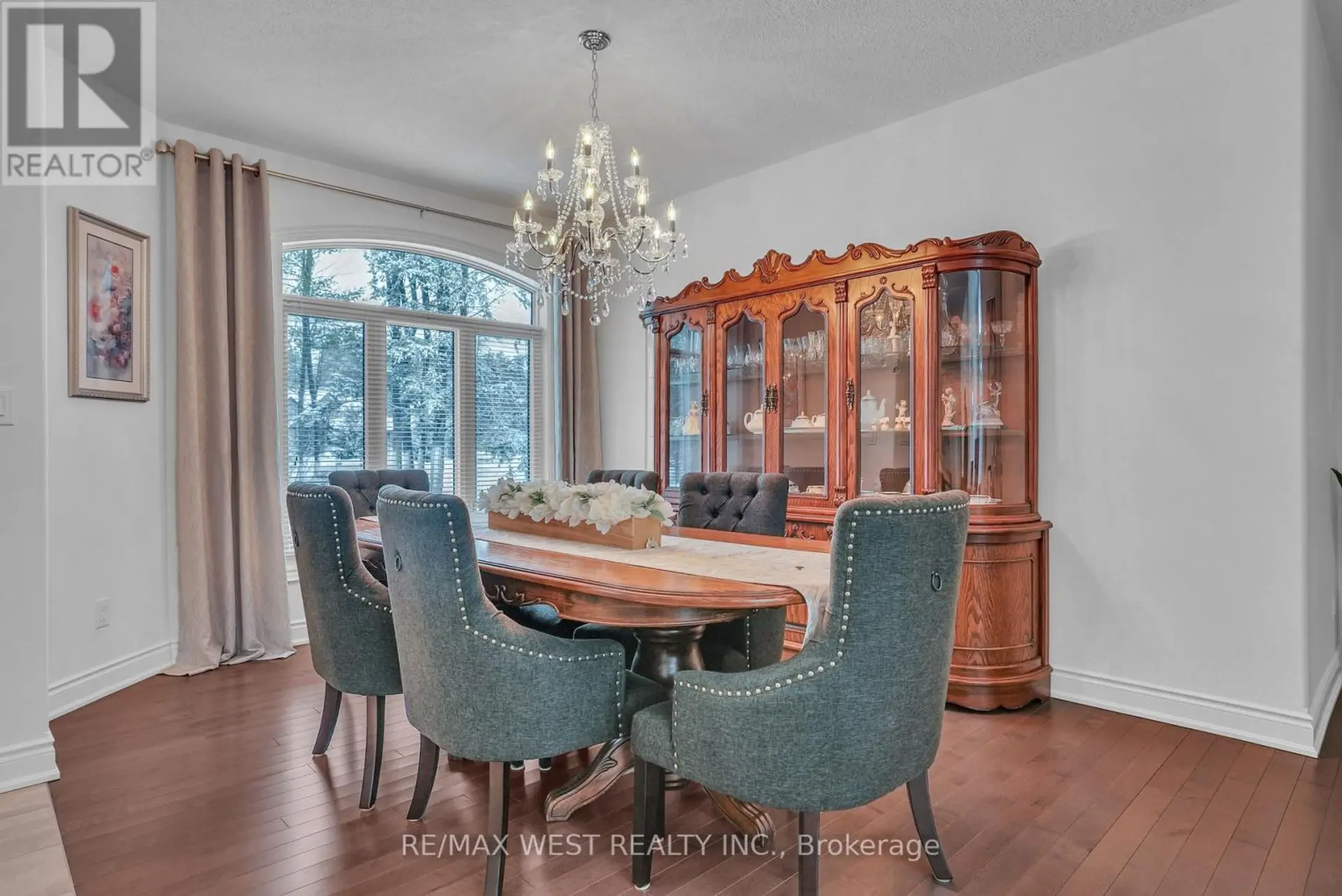 2 SYCAMORE CIRCLE - Image 7