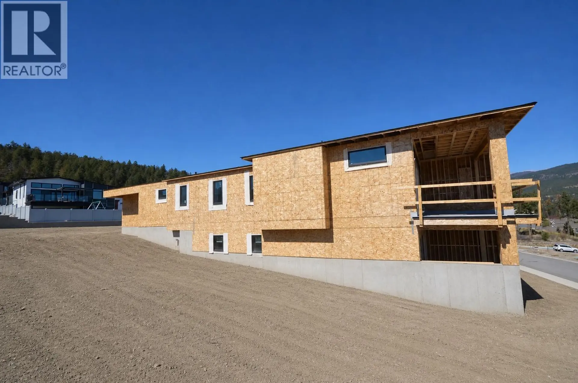 3746 Morningside Drive - Image 12