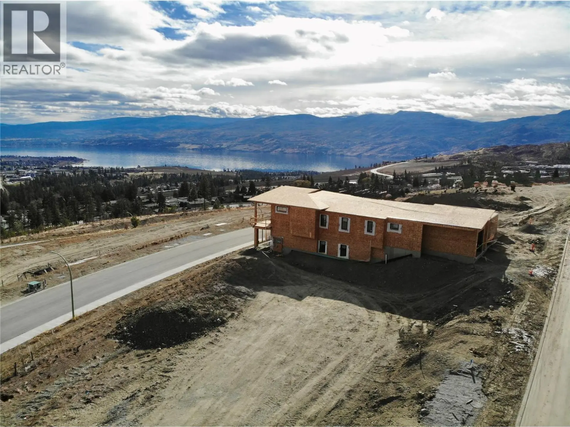 3746 Morningside Drive - Image 13