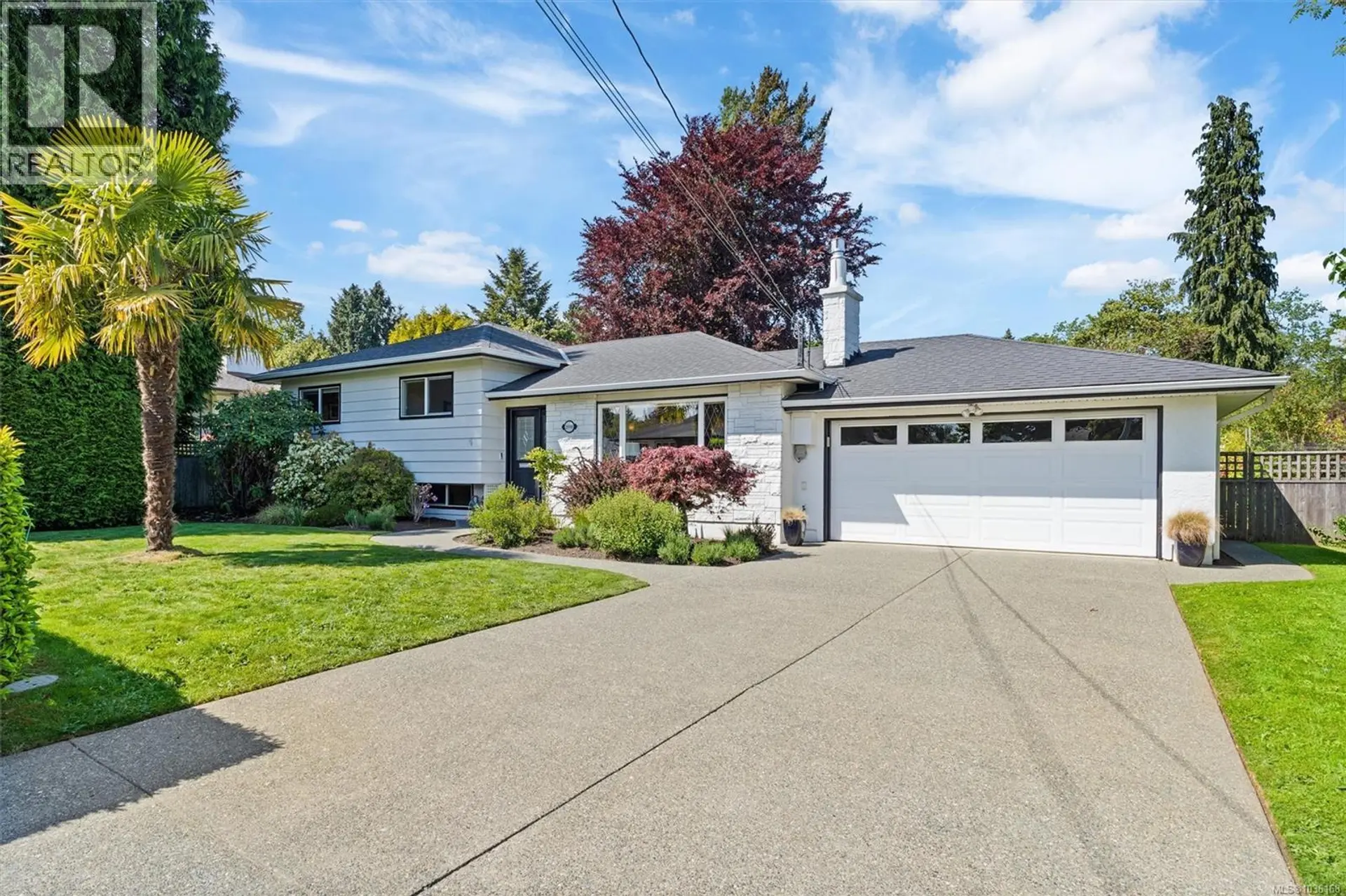 Property at 2090 McNeill Ave, Oak Bay, BC