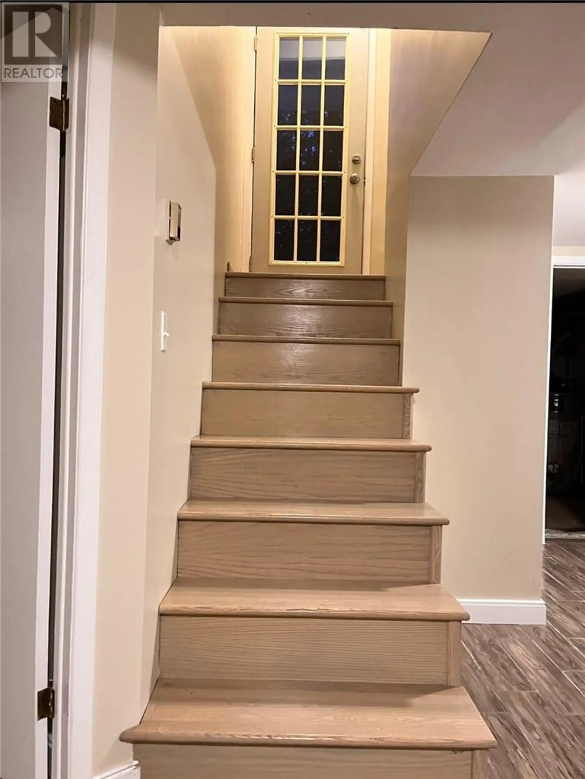 144 STANLEY - Image 7