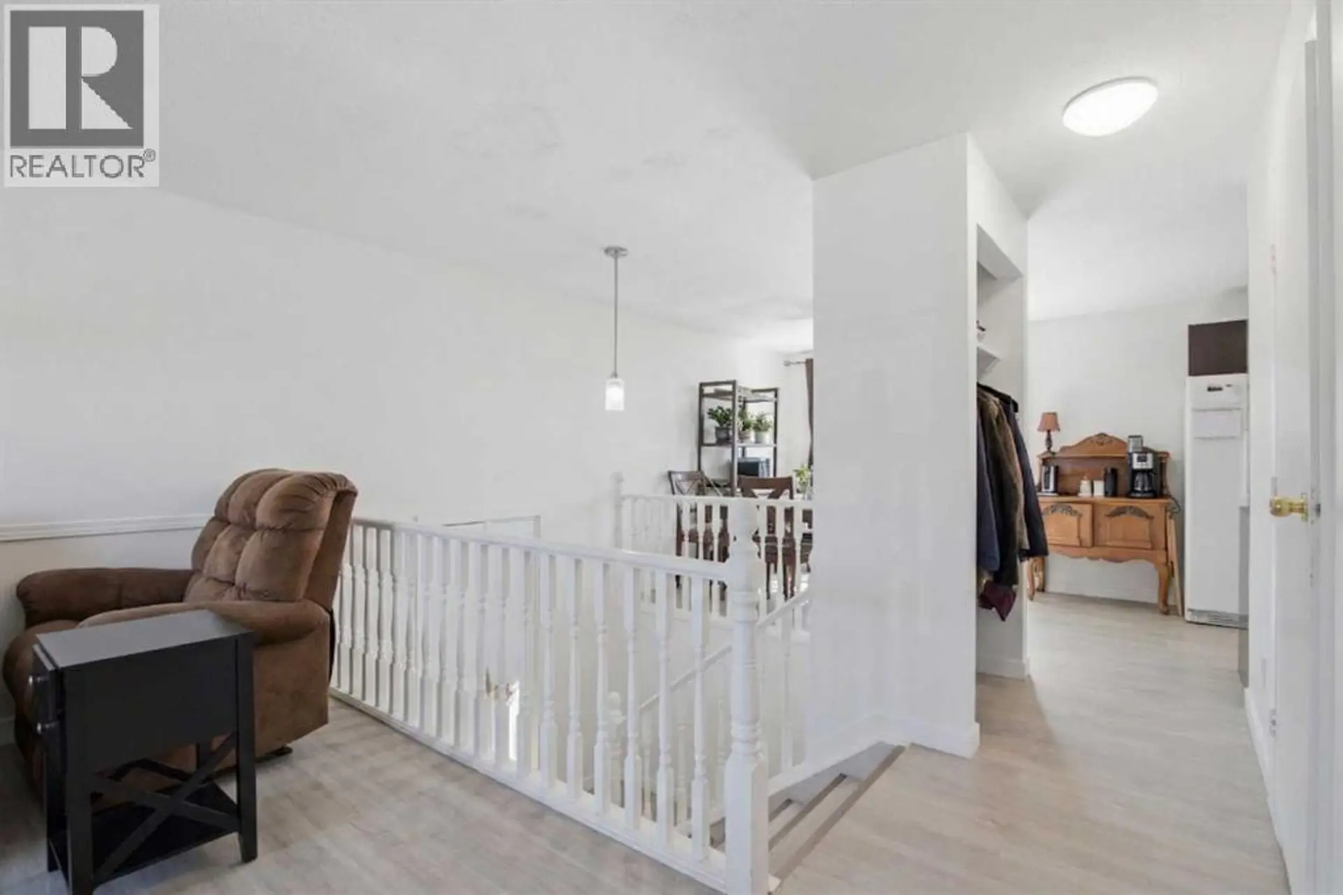 6335 24 Avenue NE - Image 9
