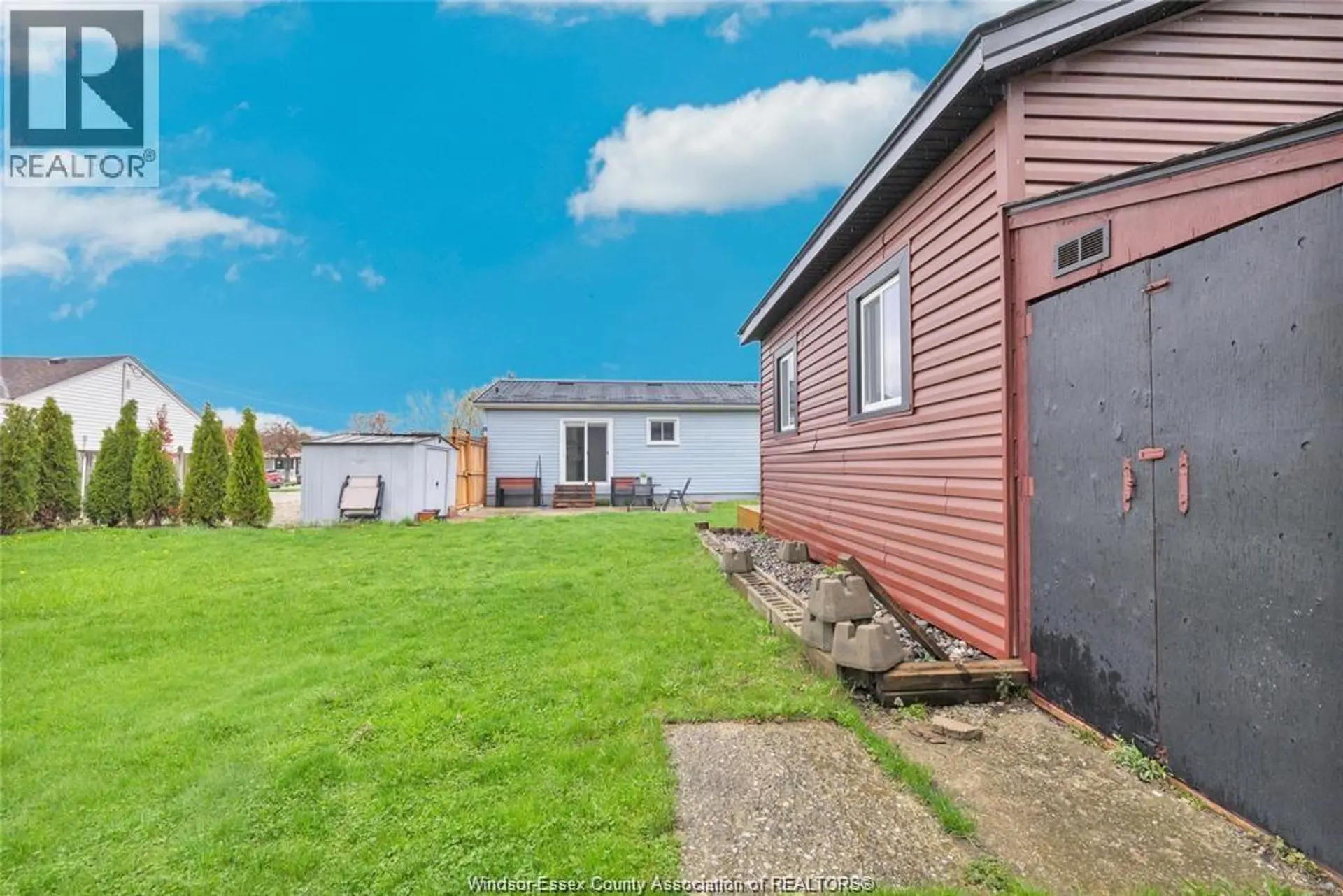 329 PARKSIDE DRIVE - Image 11