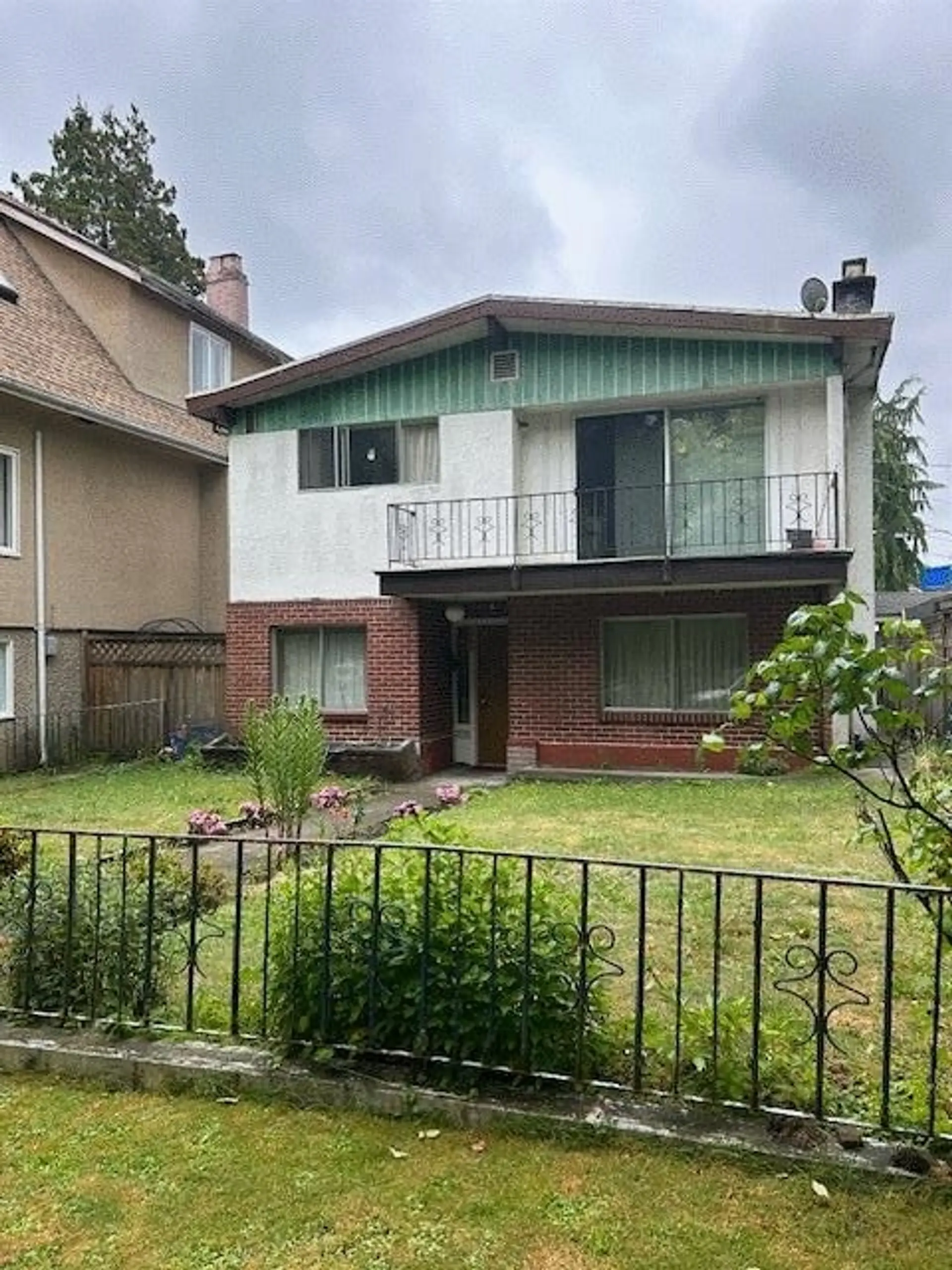 Property at 1320 E 11th Avenue, Vancouver, BC