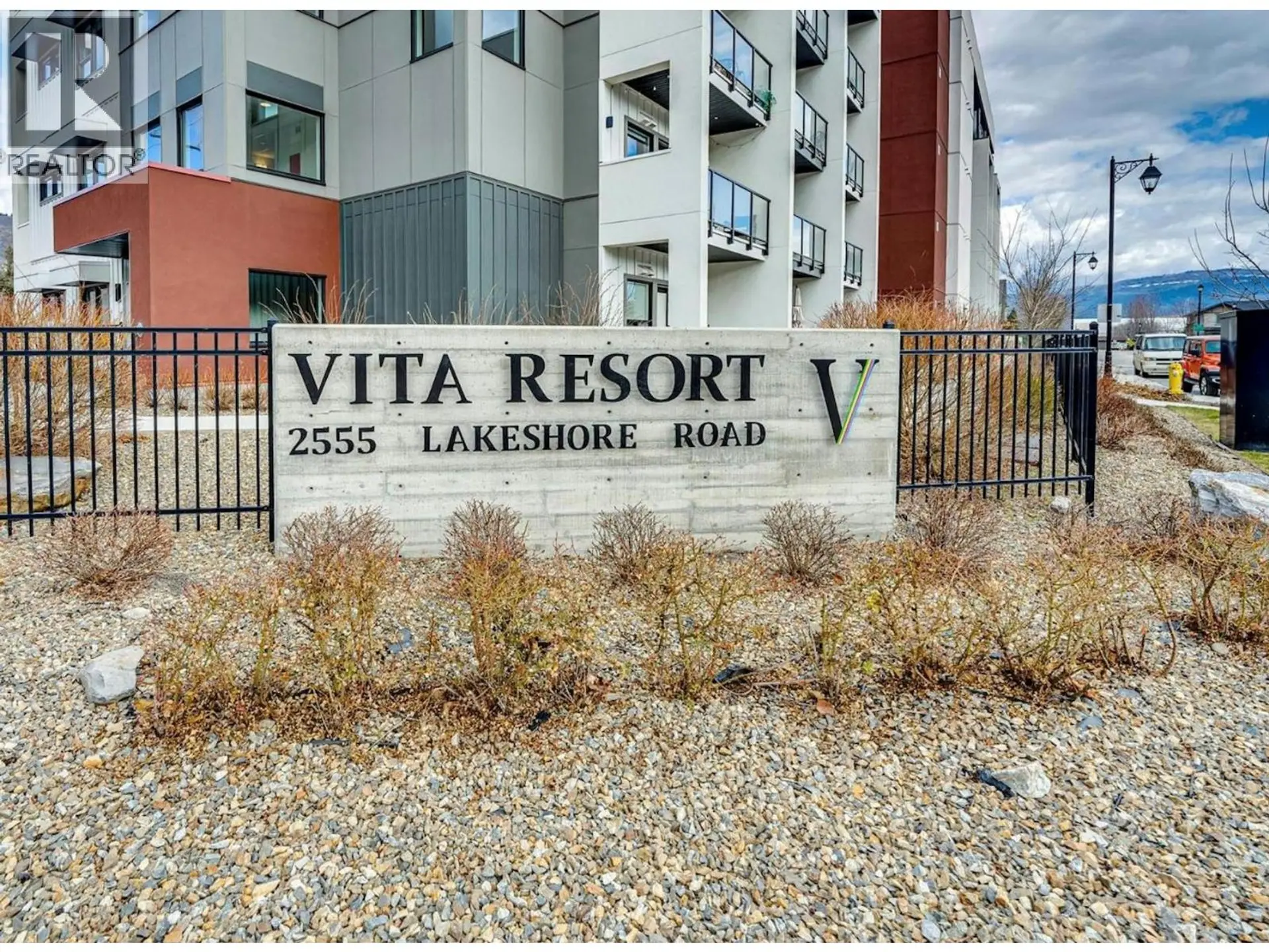 #406 2555 Lakeshore Road - Image 12
