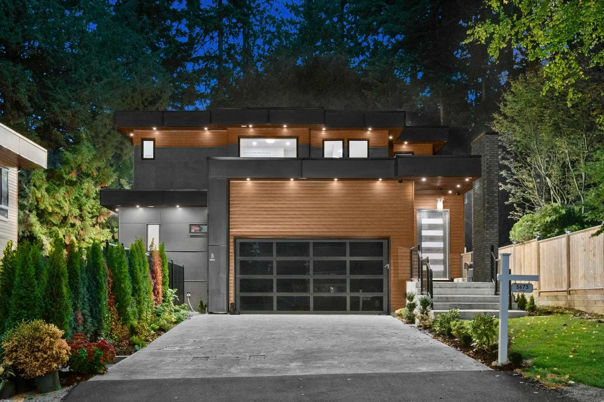 5673 Fairlight Crescent - Image 2