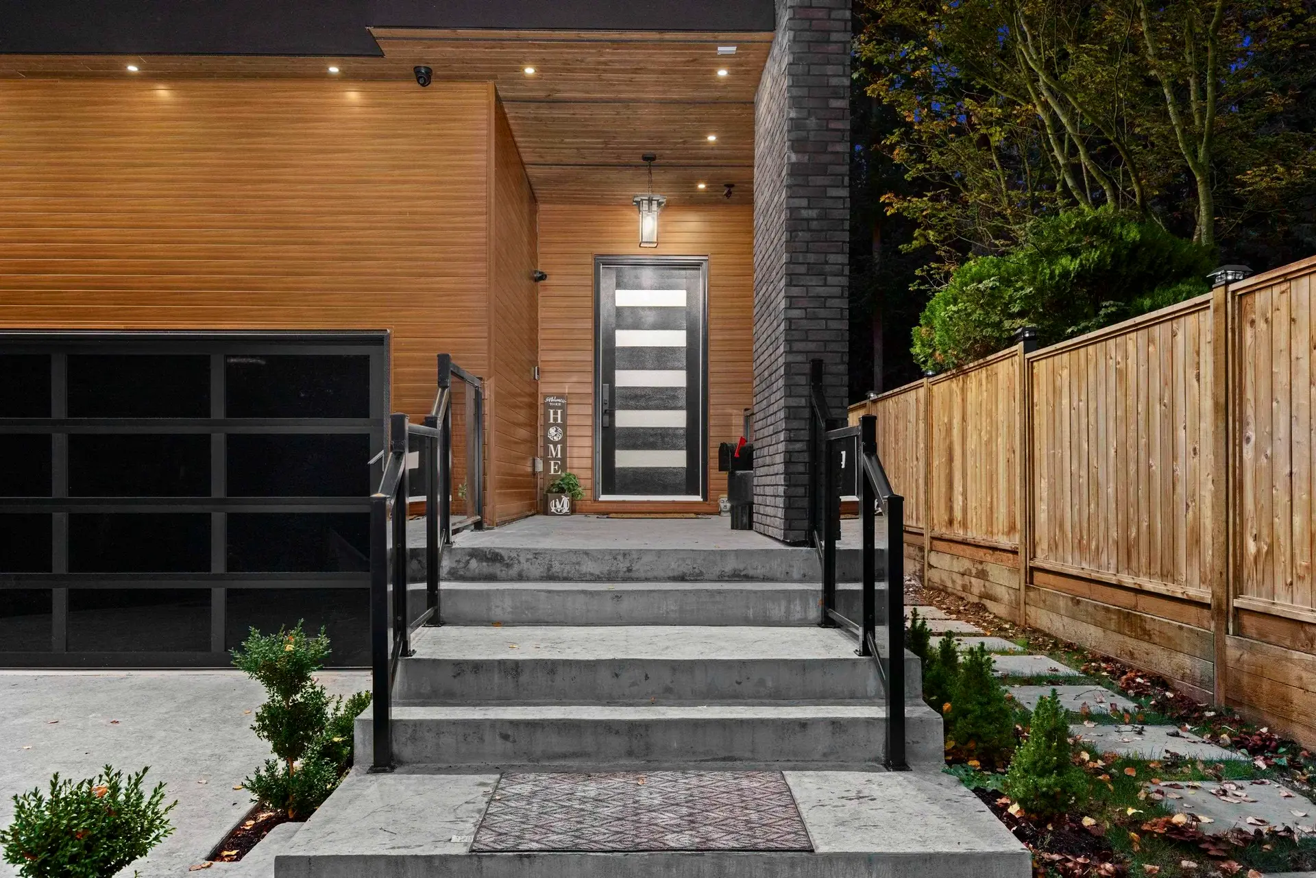 5673 Fairlight Crescent - Image 3