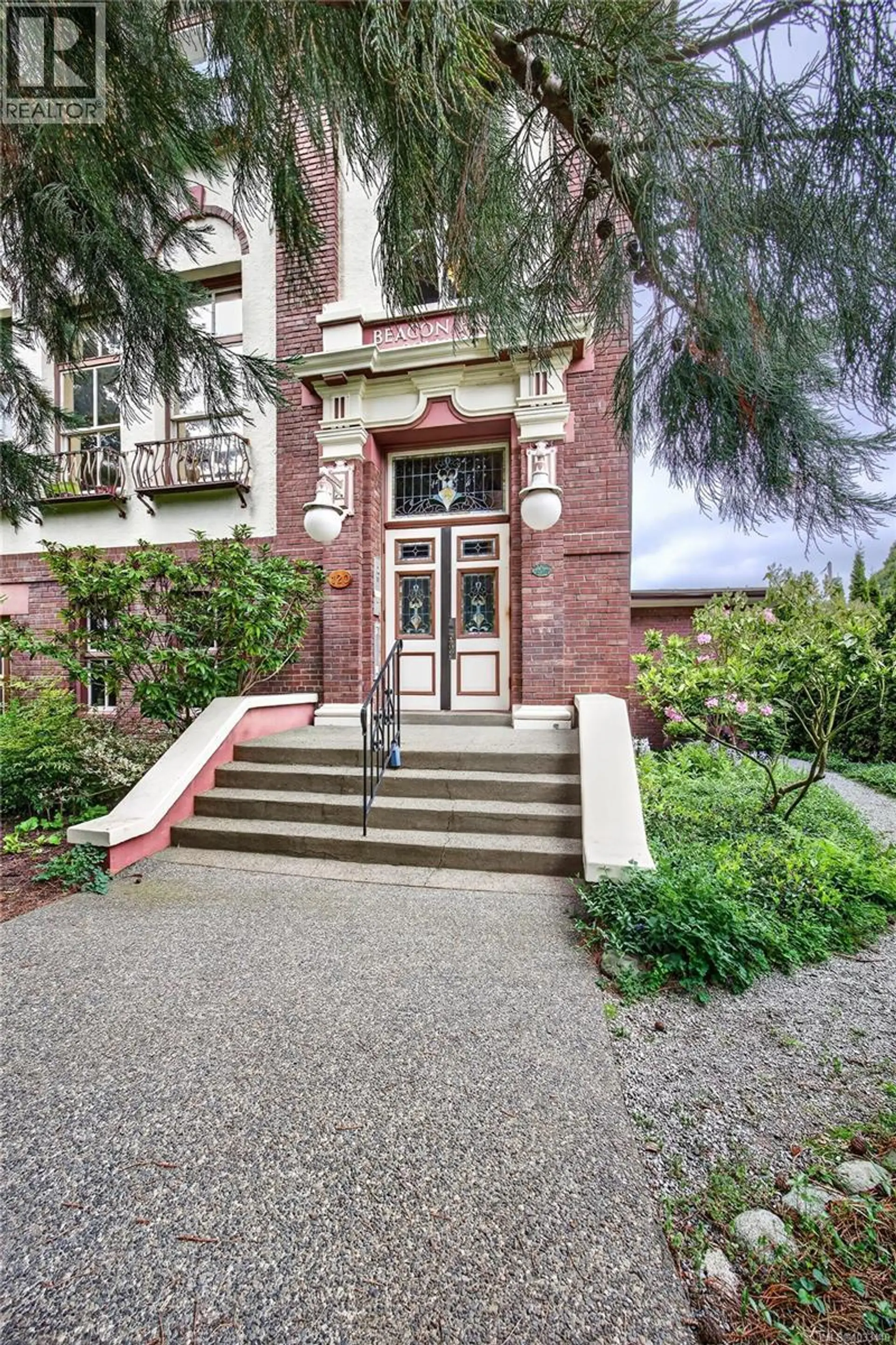 Property at #306 120 Douglas St, Victoria, BC