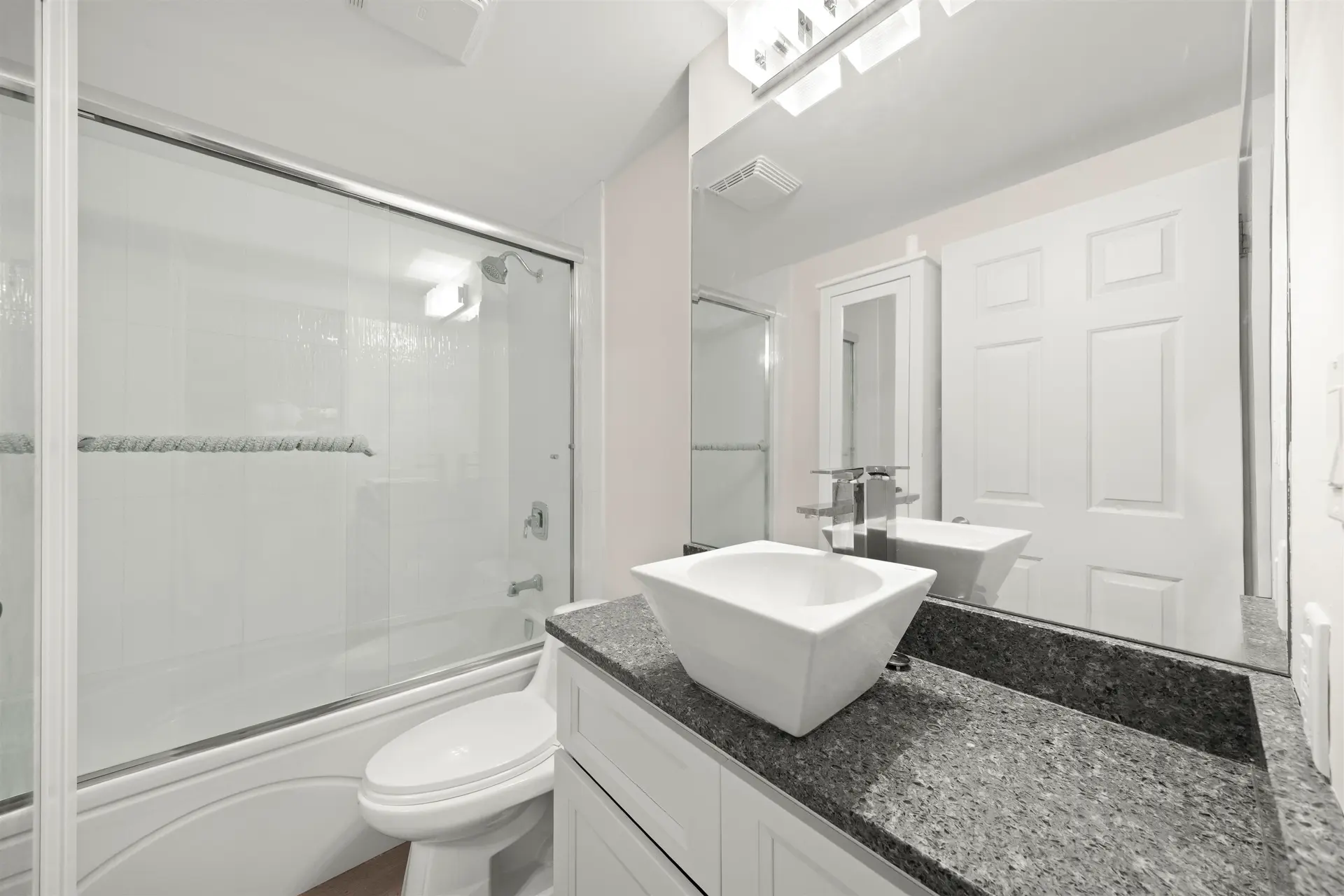 601 W 16th Avenue - Image 13