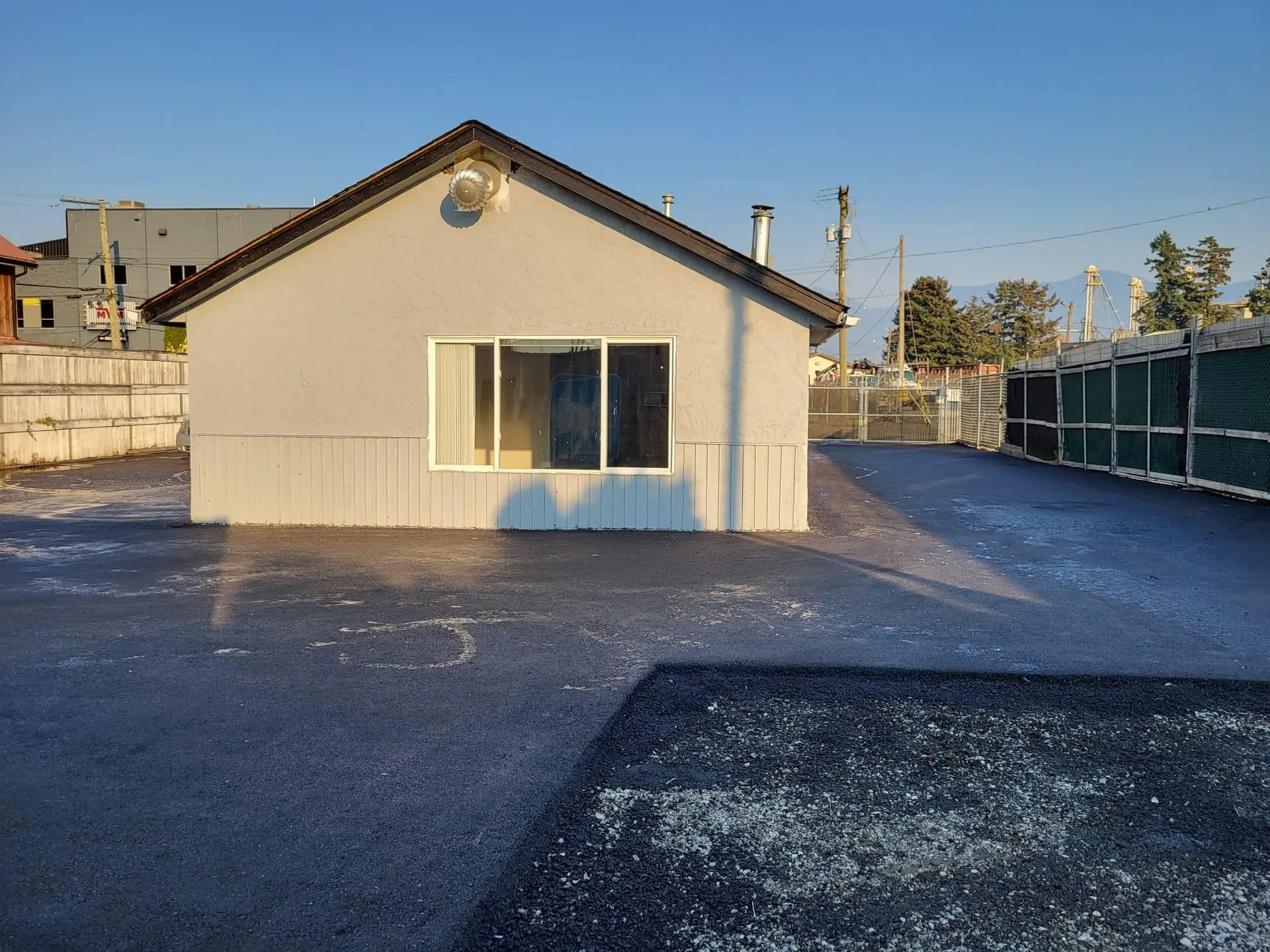8965 Nowell Street - Image 2