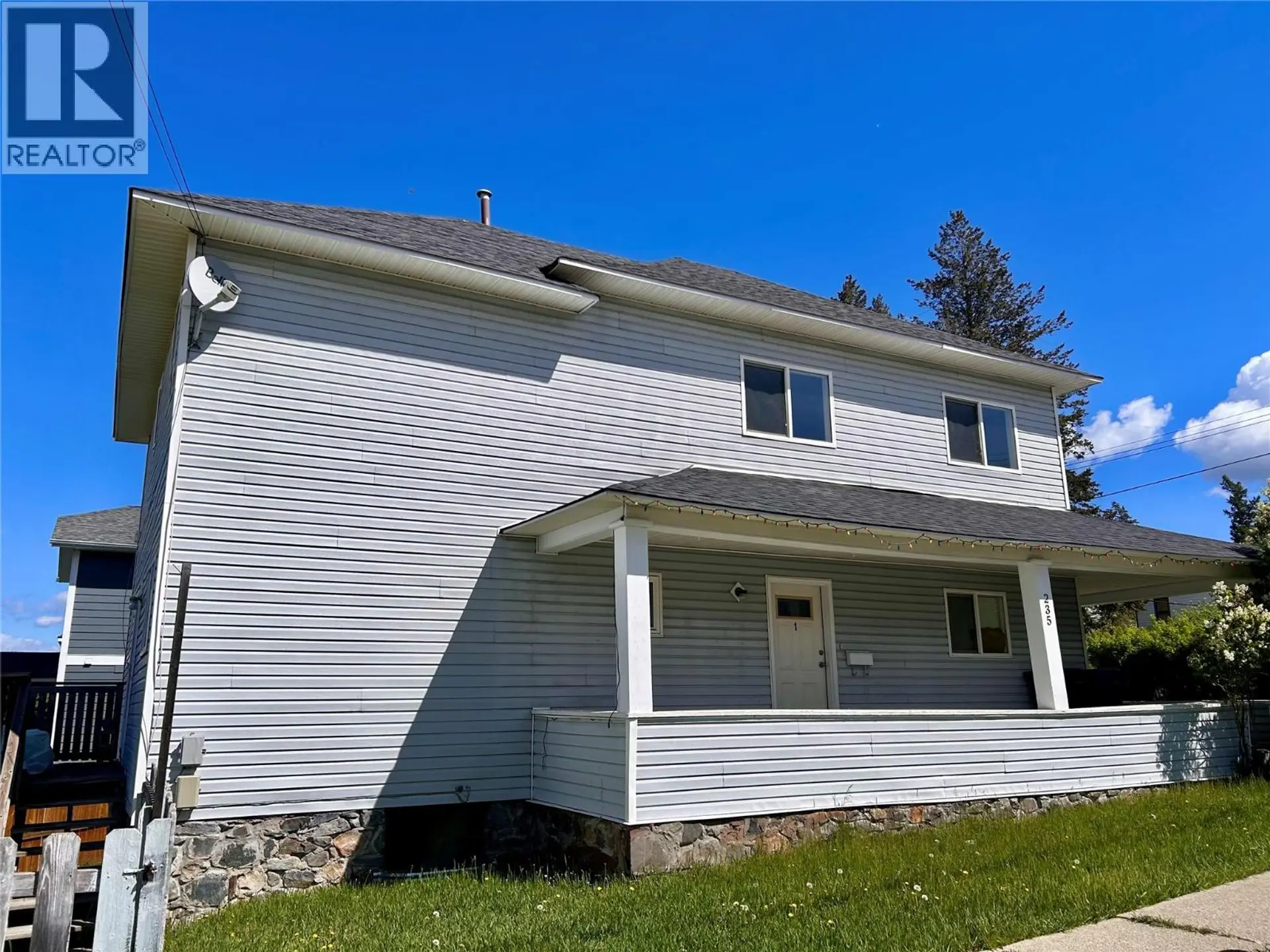 235 10th Avenue S - Image 3