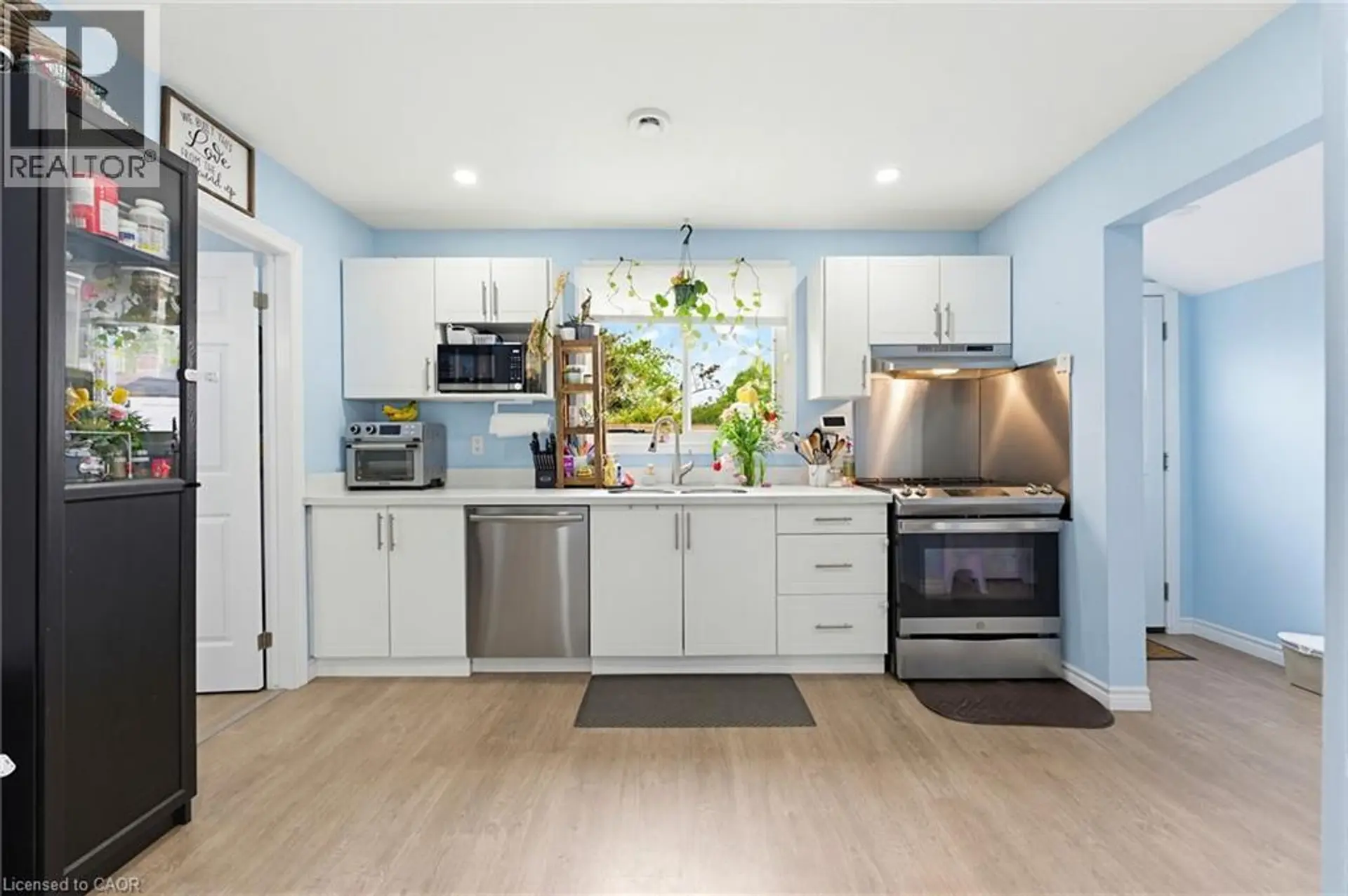 291 PARK Avenue - Image 8