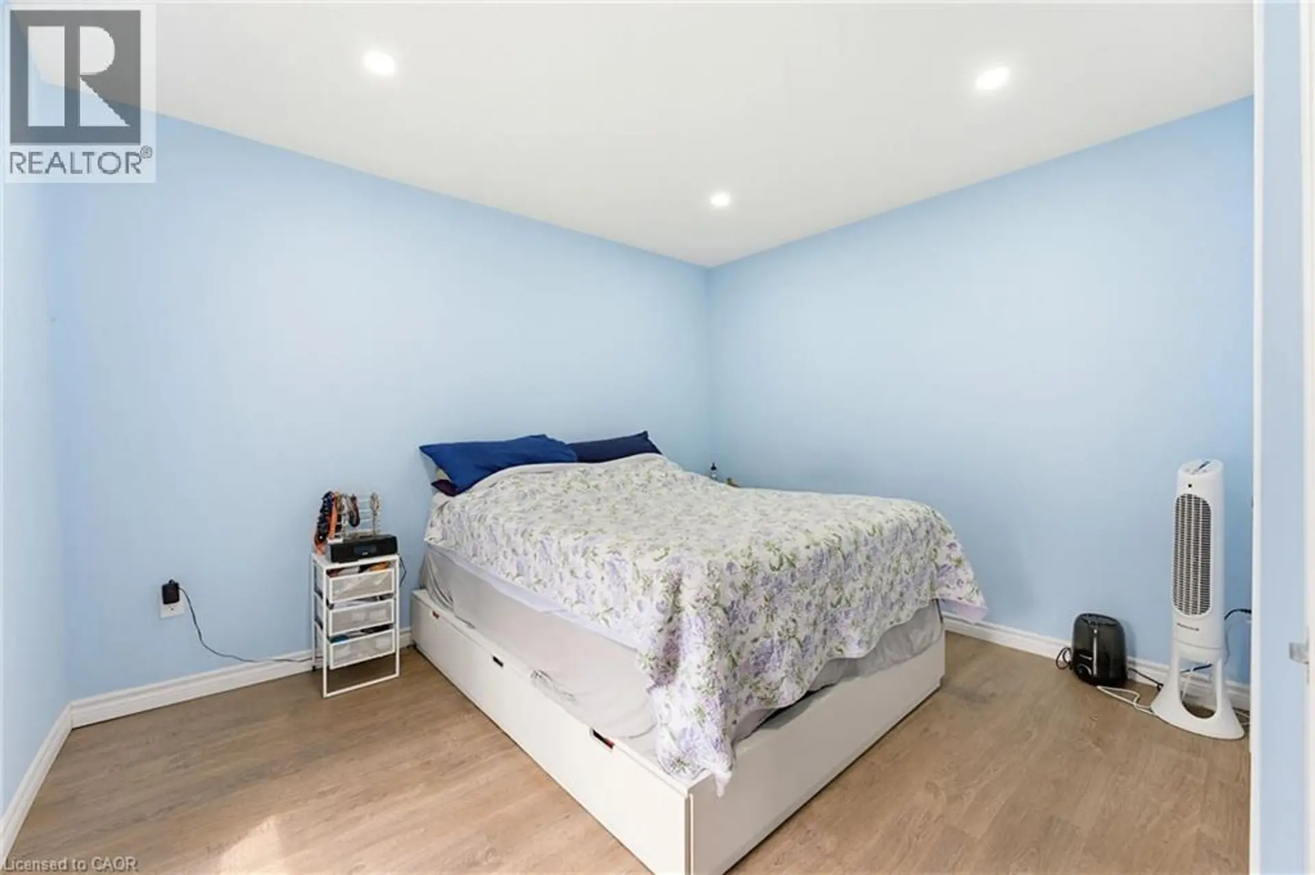 291 PARK Avenue - Image 13
