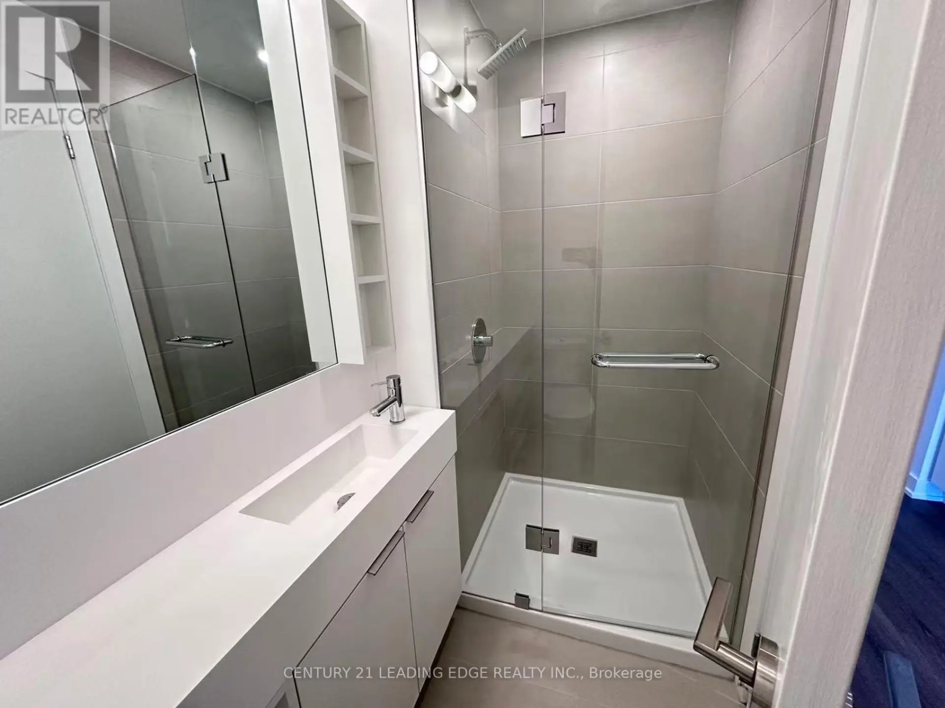 #4008 8 WELLESLEY STREET W - Image 7