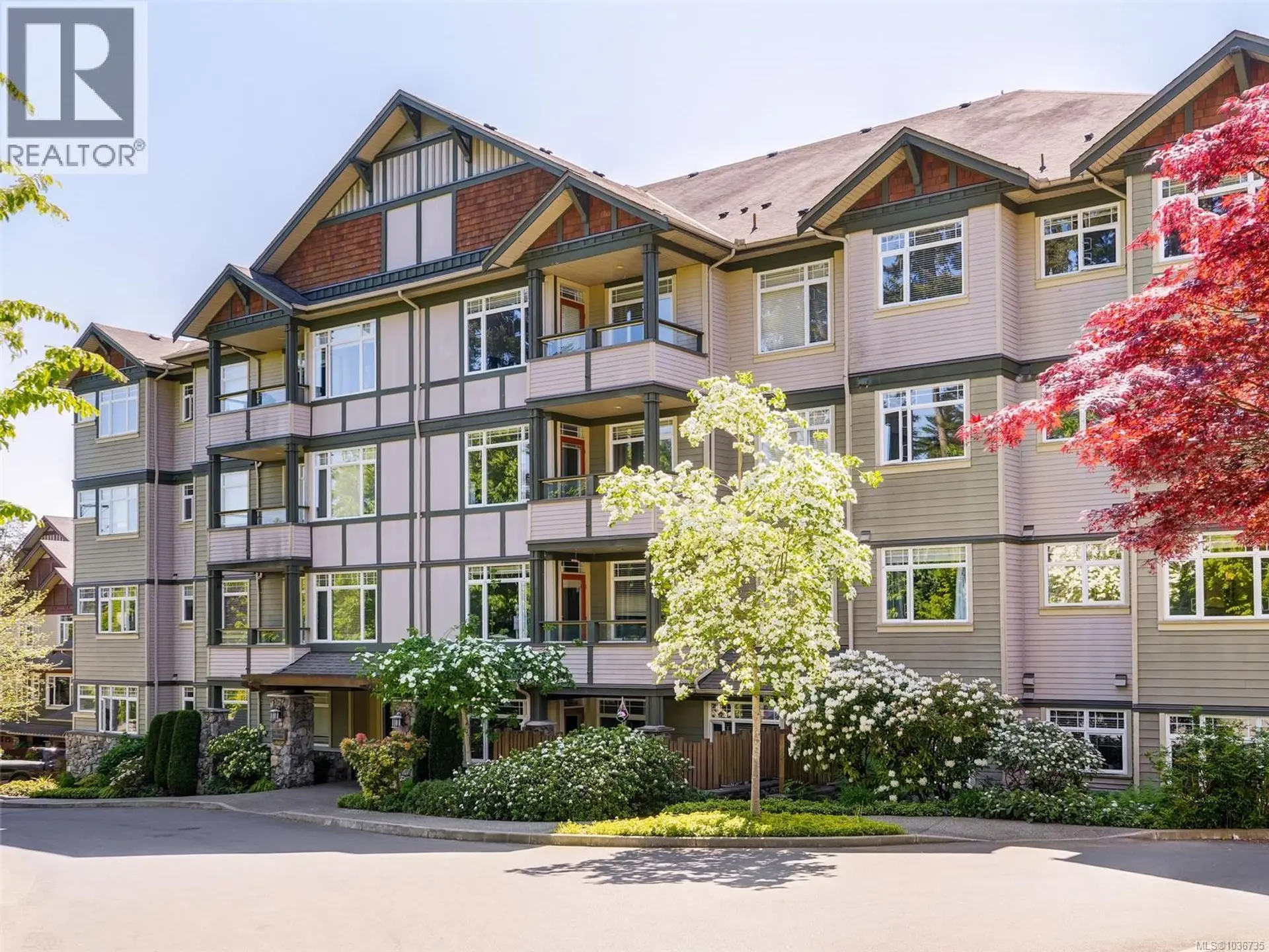 Property at #206C 1115 Craigflower Rd, Esquimalt, BC