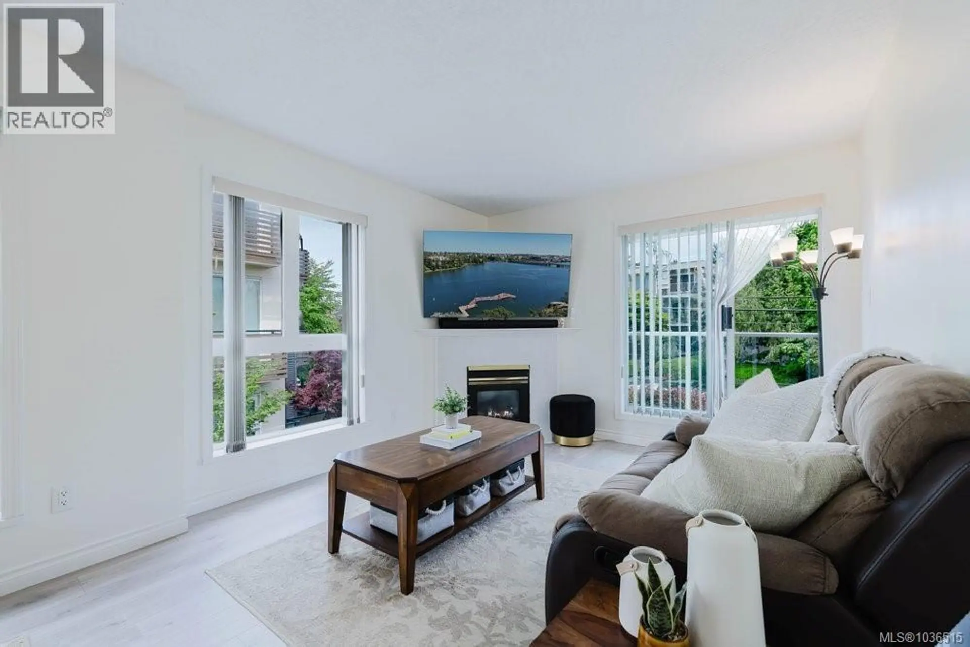 Property at #301 331 Burnside Rd E, Victoria, BC