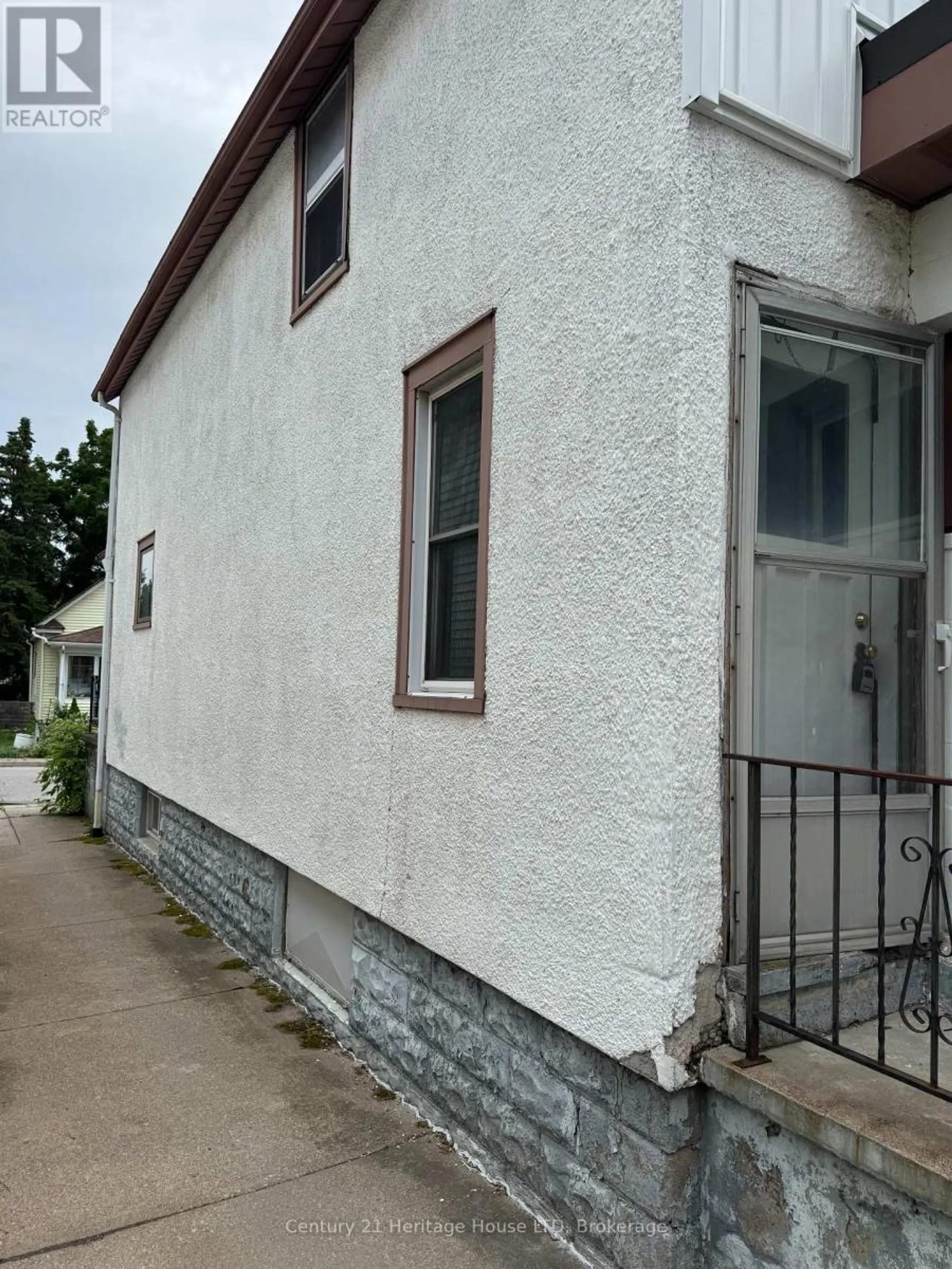 4688 RYERSON CRESCENT - Image 3