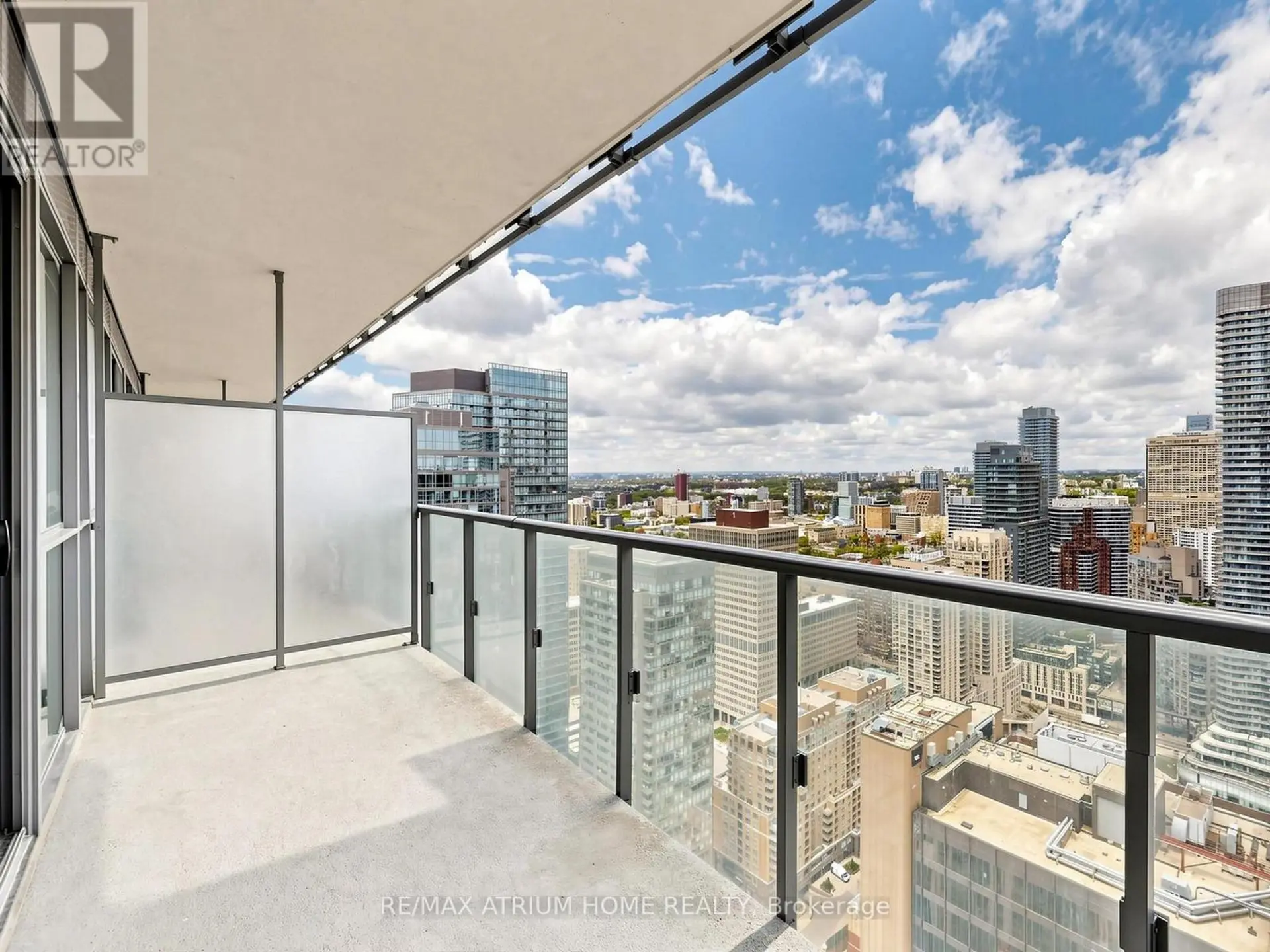 #4308 15 GRENVILLE STREET - Image 12