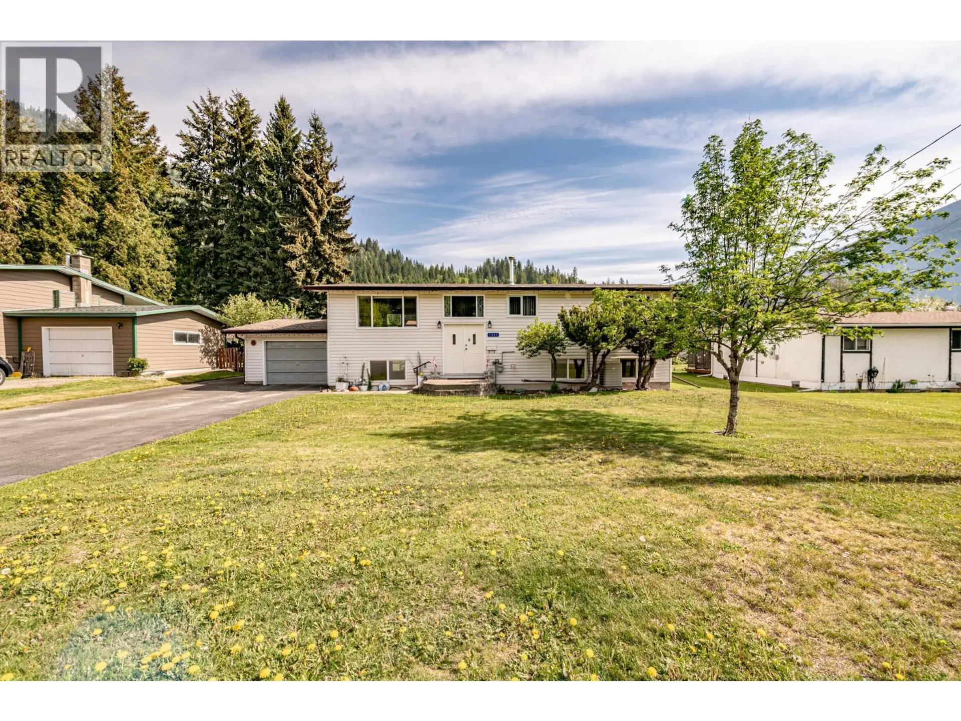 Property at 1002 Ninth Street, Salmo, BC