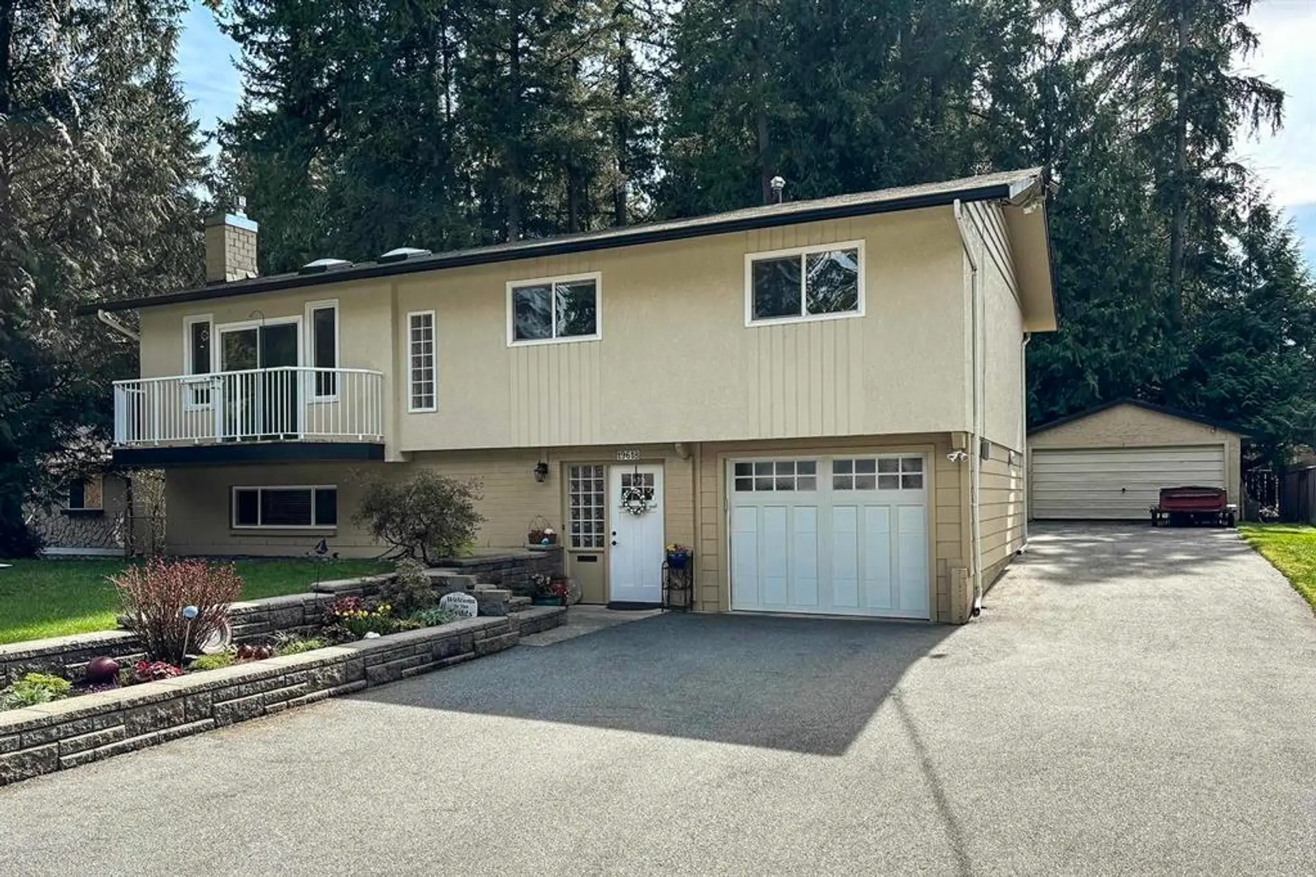 Property at 19618 41a Avenue, Langley, BC