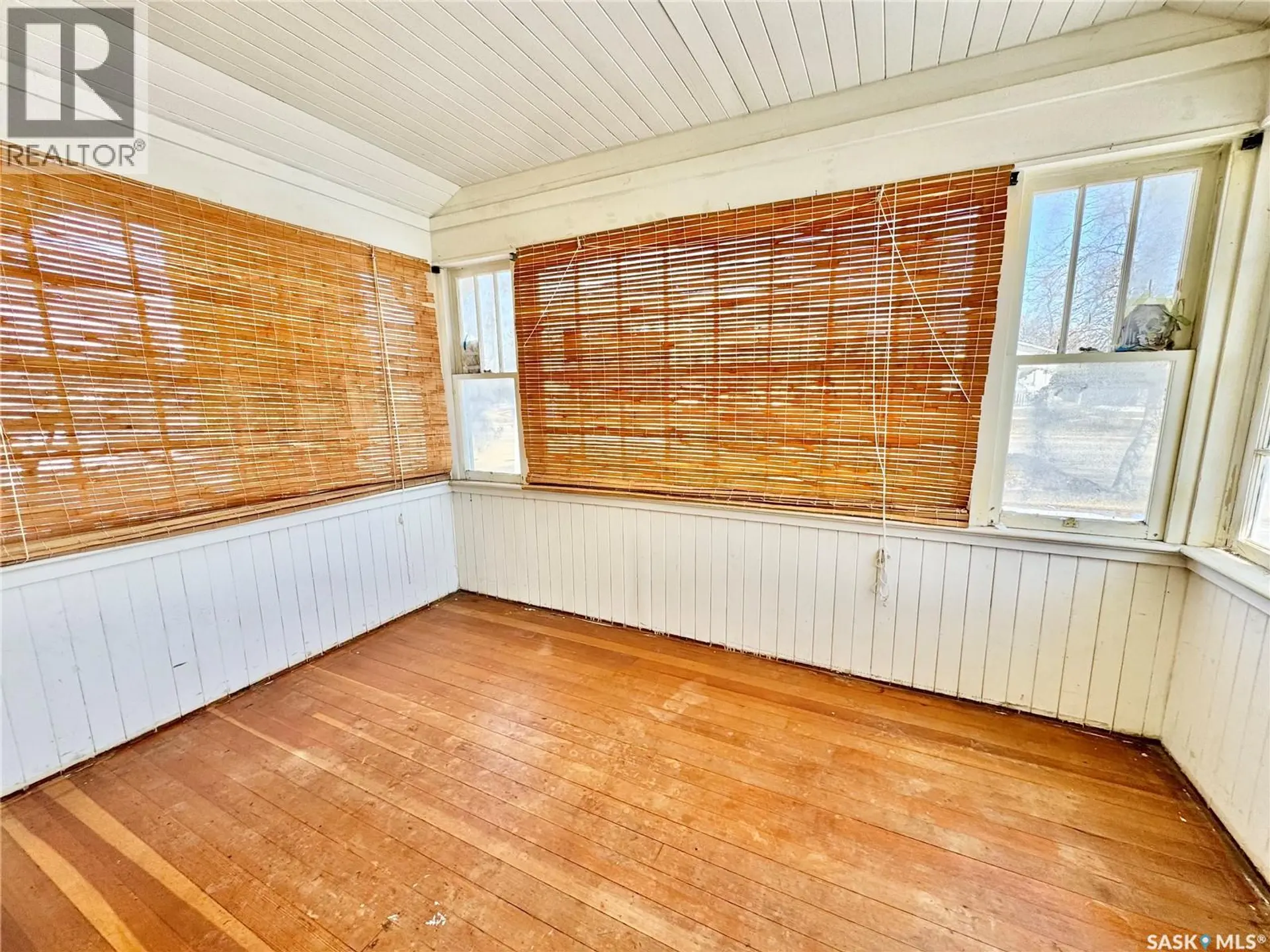 1467 15th STREET W - Image 12