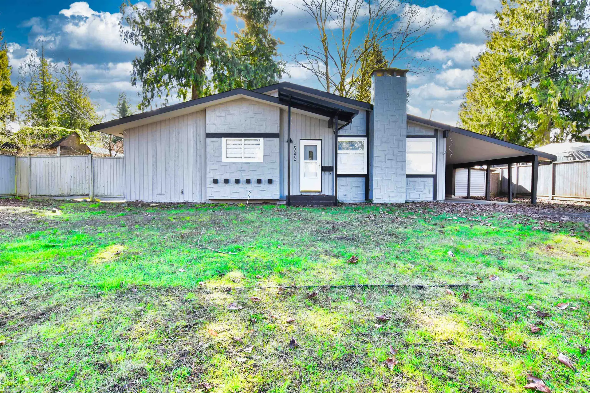 Property at 20572 43 Avenue, Langley, BC