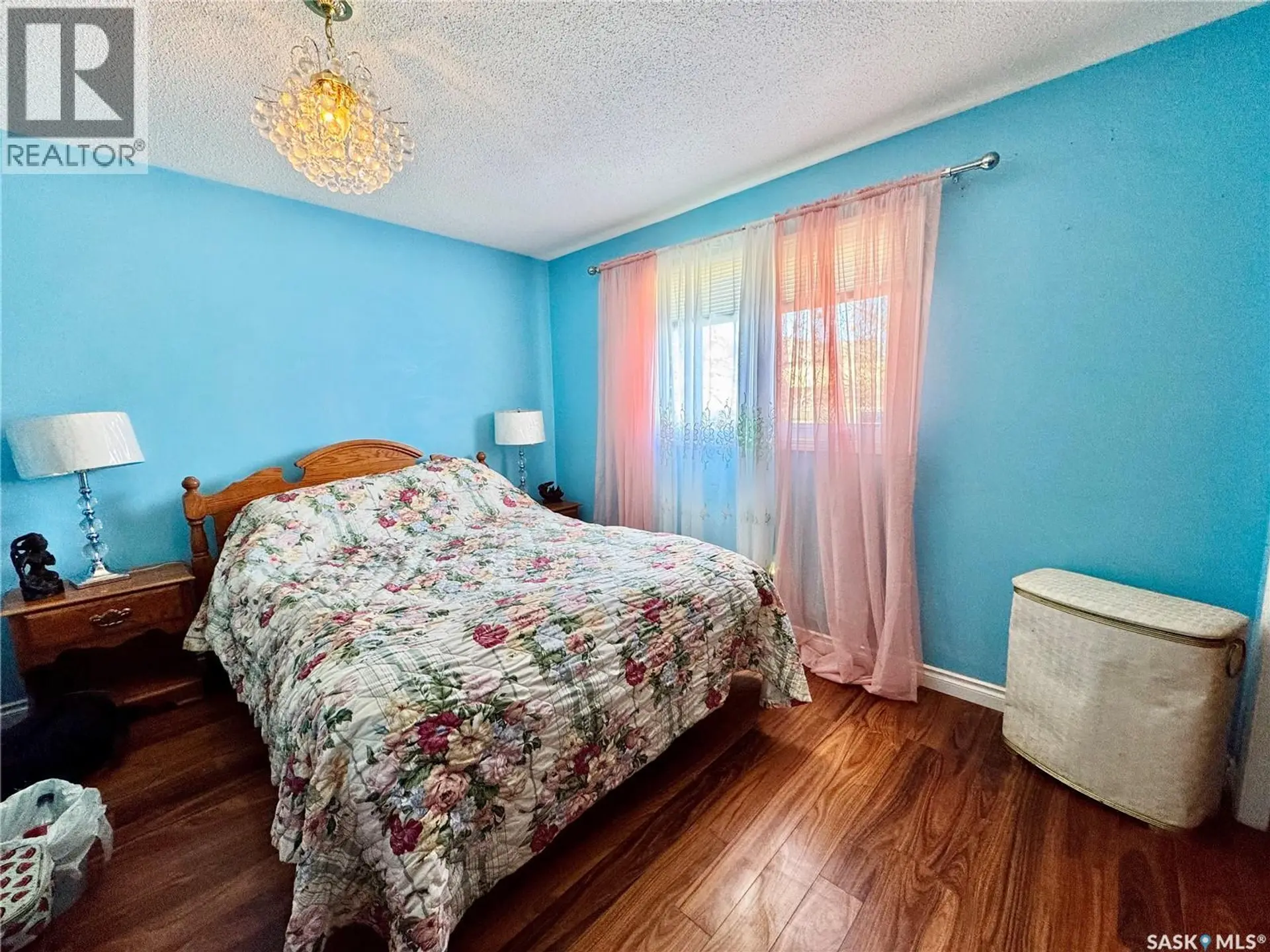 586 Laurier DRIVE - Image 6