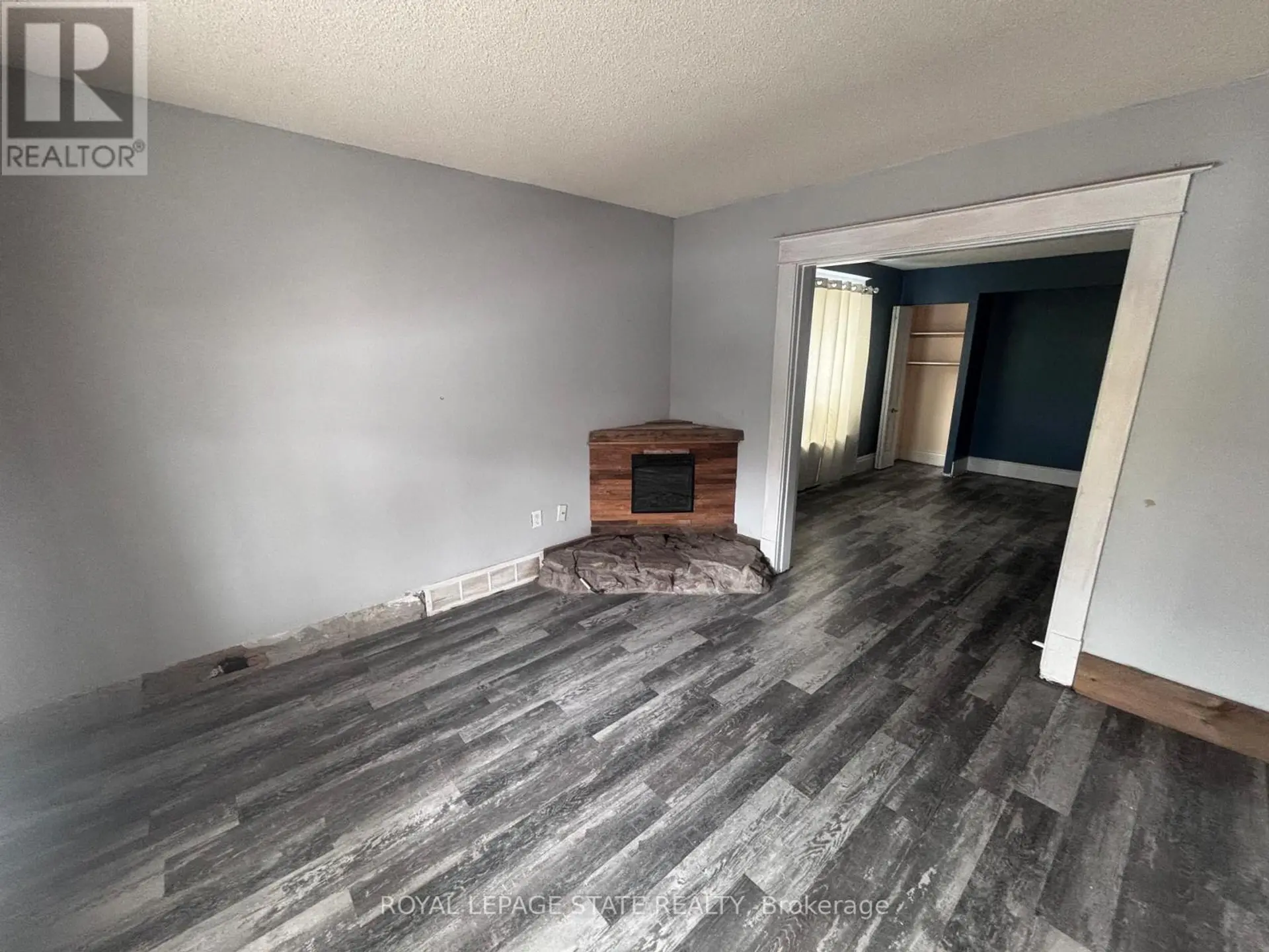 45 CHAPLIN AVENUE - Image 12