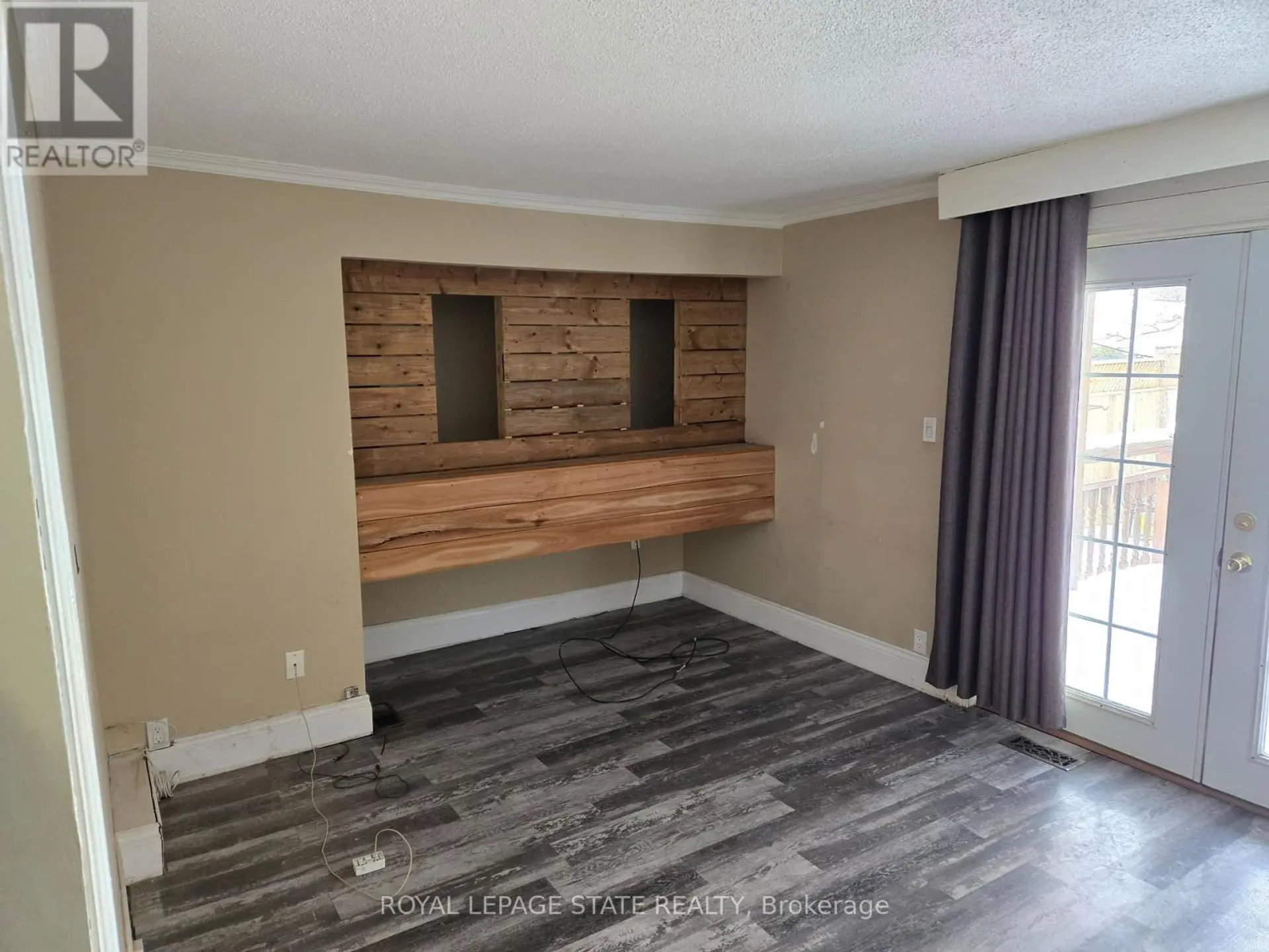 45 CHAPLIN AVENUE - Image 4