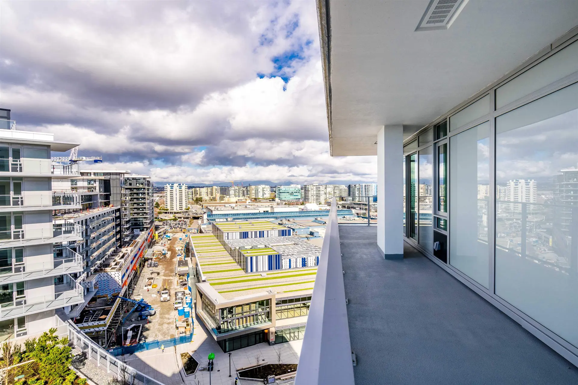 #1213 6808 Minoru Boulevard - Image 4