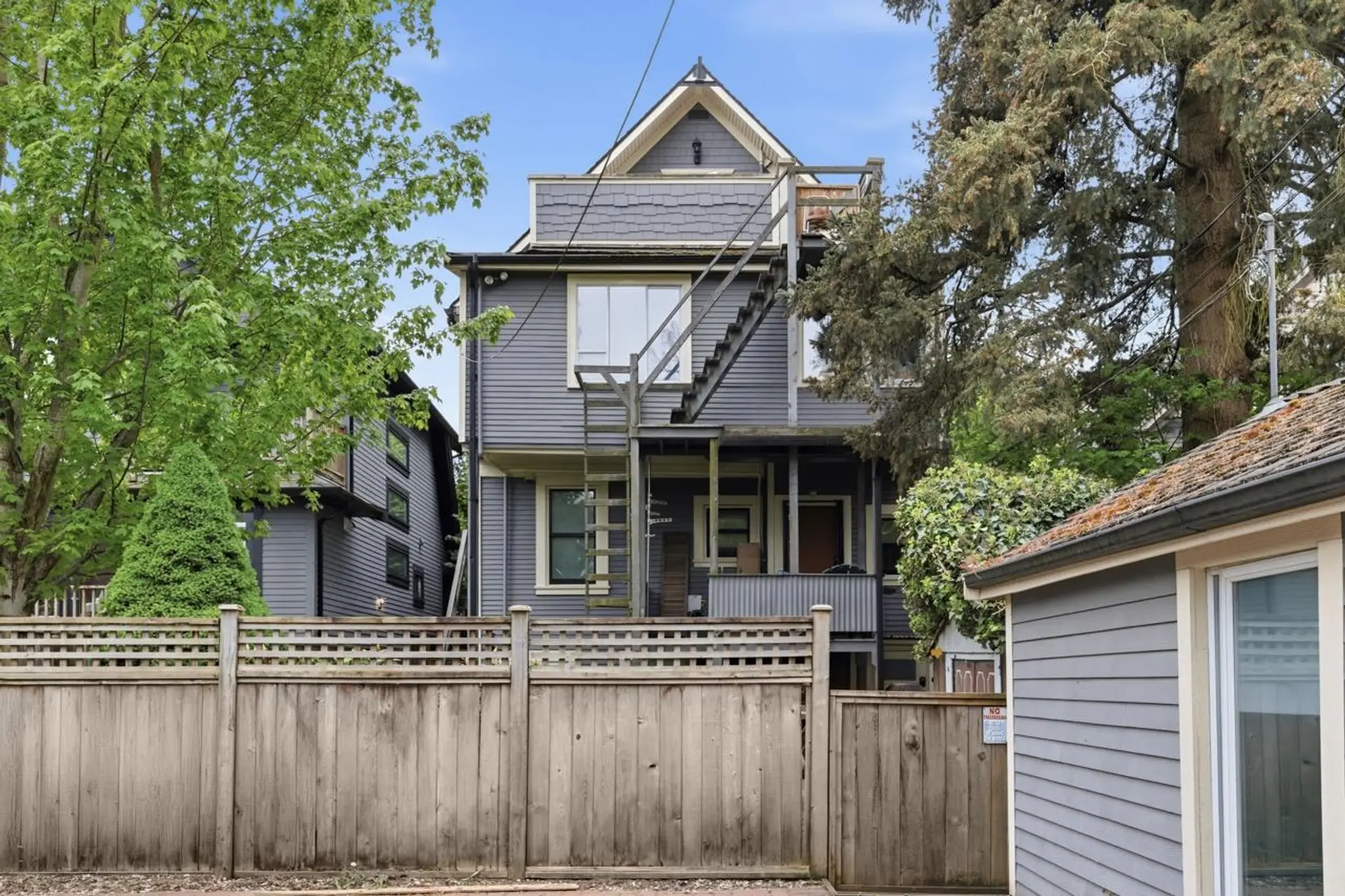 21 E 22nd Avenue - Image 8