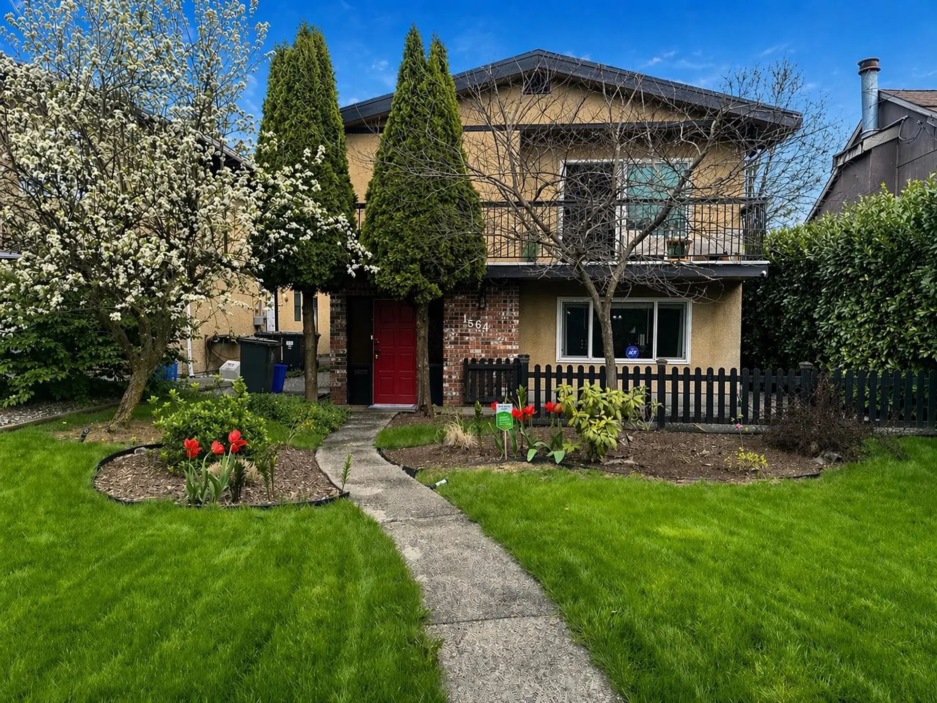 Property at 1564 Hope Road, North Vancouver, BC