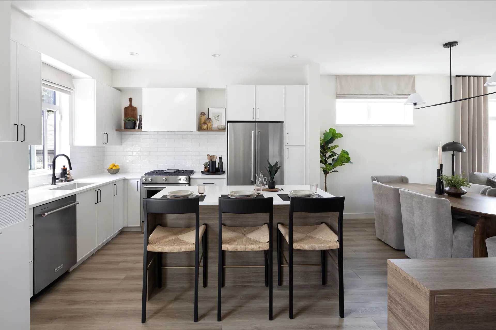 #20 2150 Rindall Avenue - Image 4