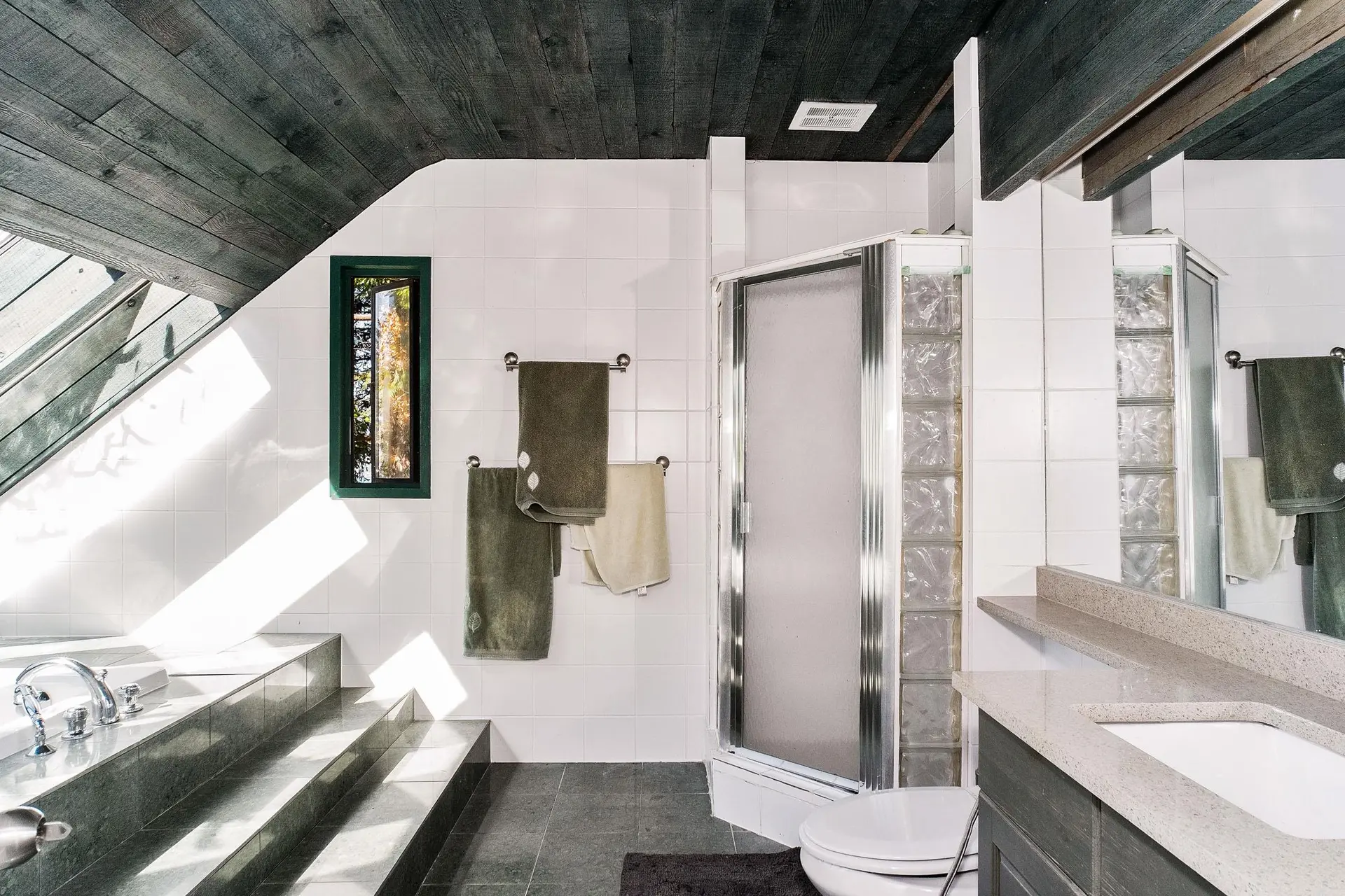 430 Bayview Road - Image 11