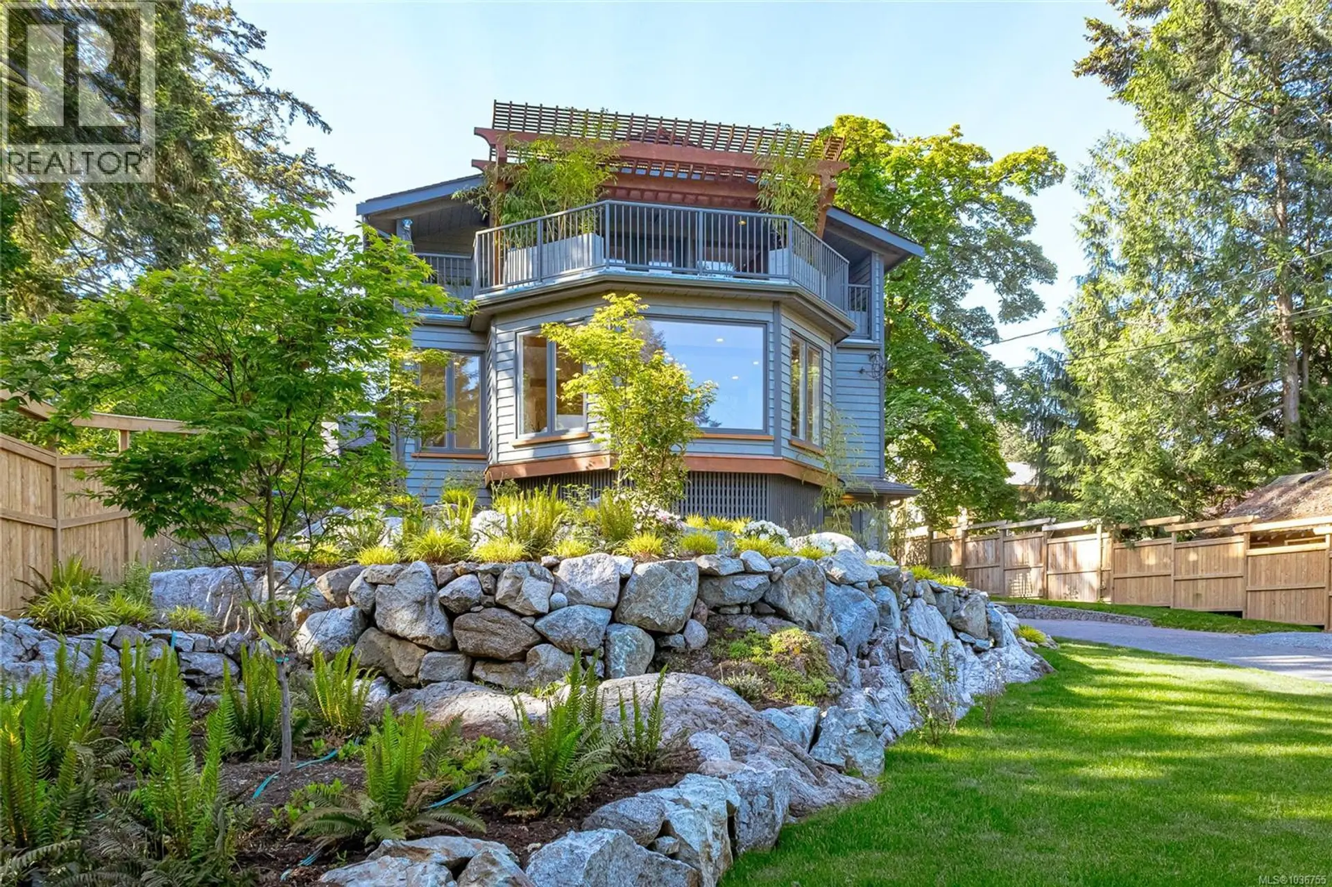 Property at 4906 Cordova Bay Rd, Saanich, BC