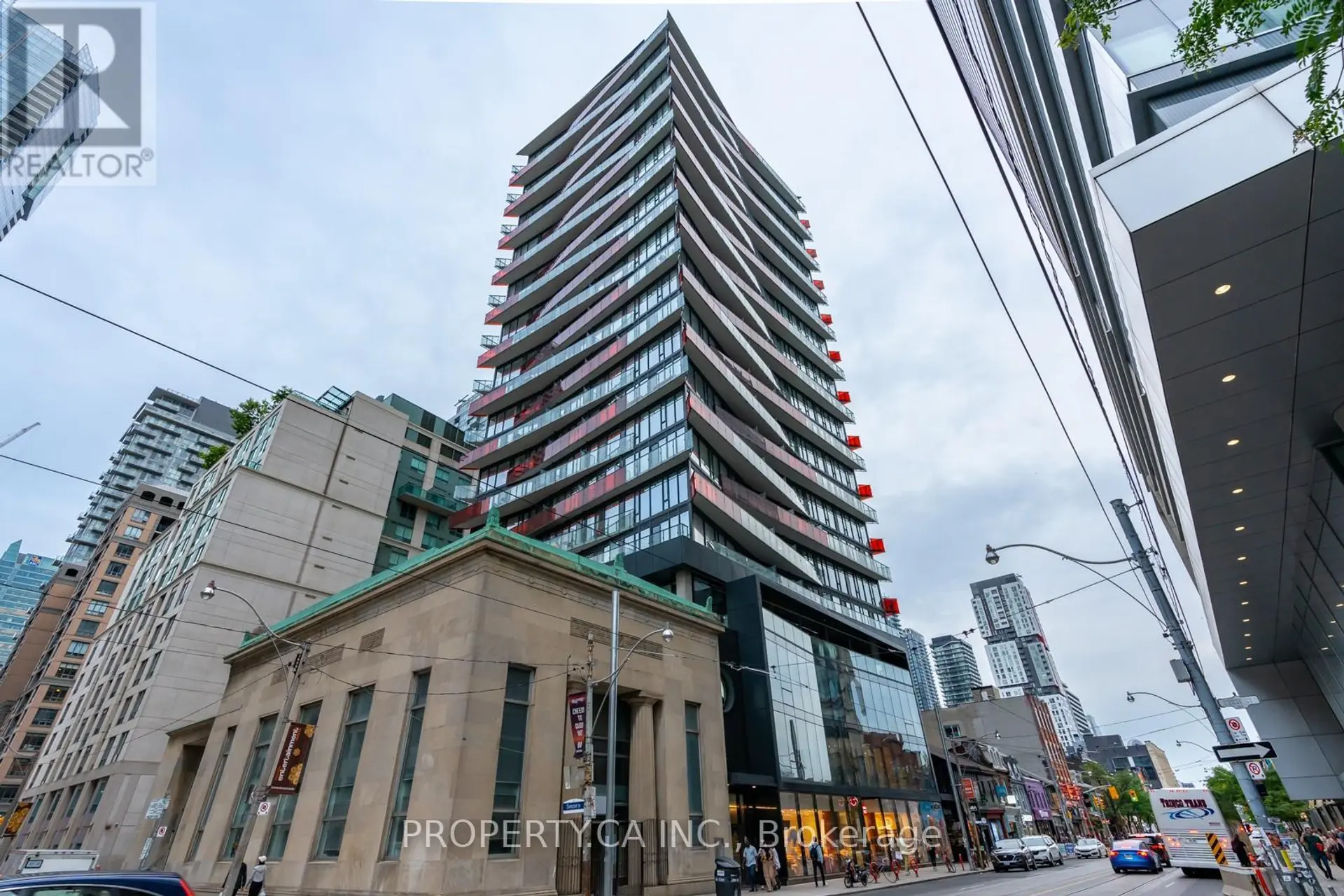 #1616 215 QUEEN STREET W - Image 1