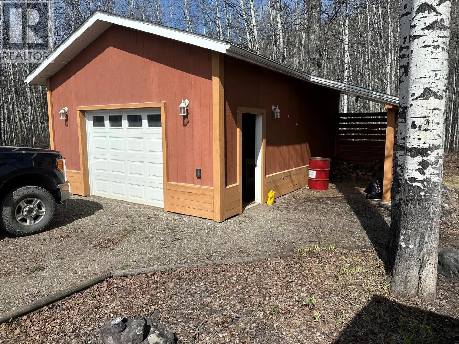 9308 WEST MIDDLEMISS Road - Image 15
