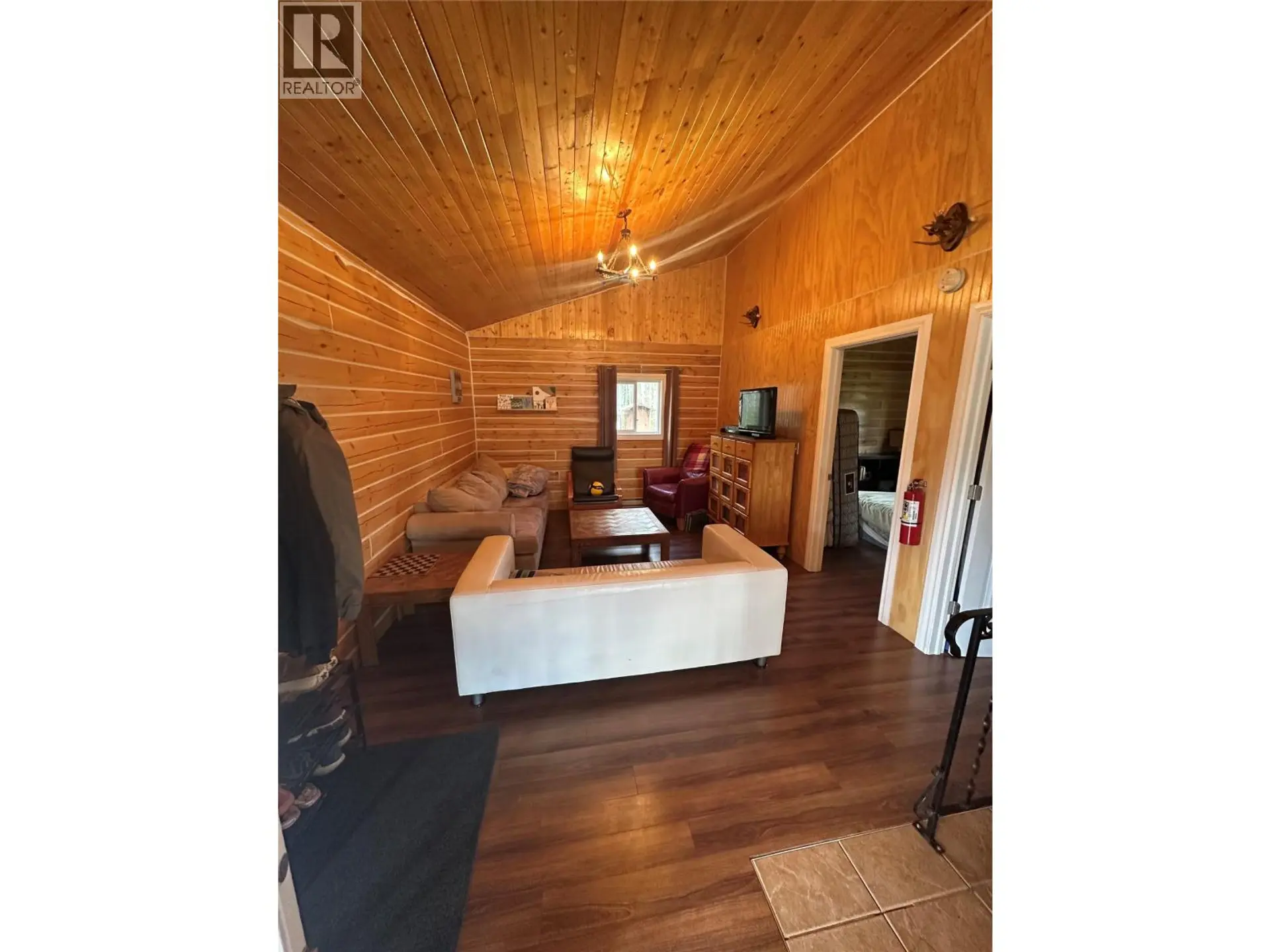 9308 WEST MIDDLEMISS Road - Image 3