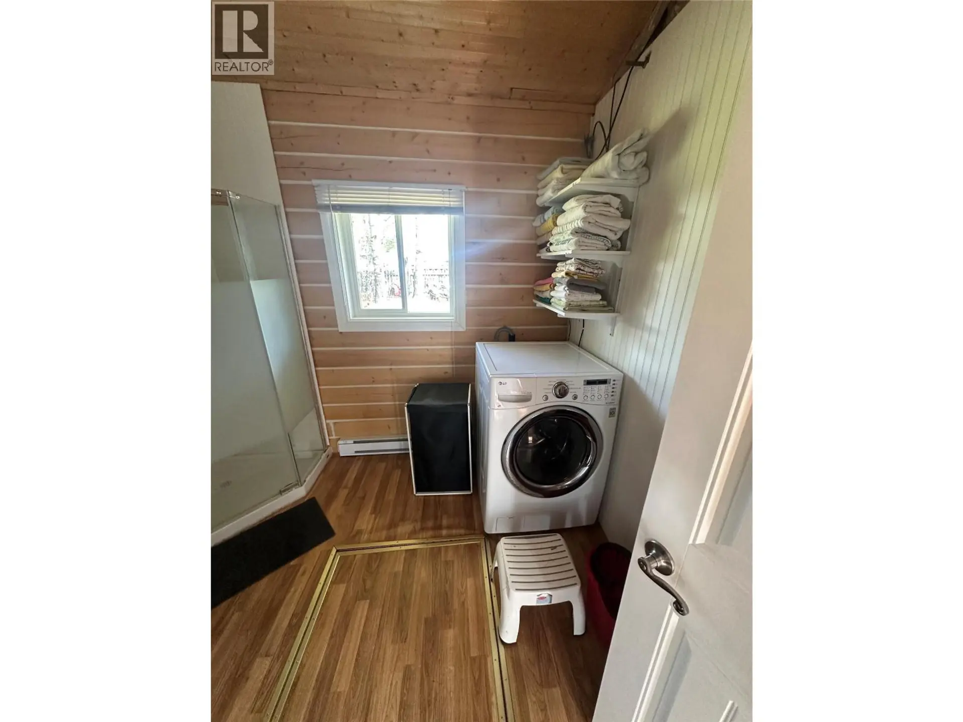 9308 WEST MIDDLEMISS Road - Image 7