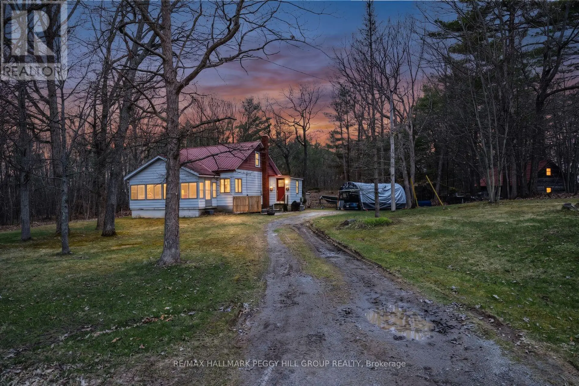 1301 HONEY HARBOUR ROAD - Image 1