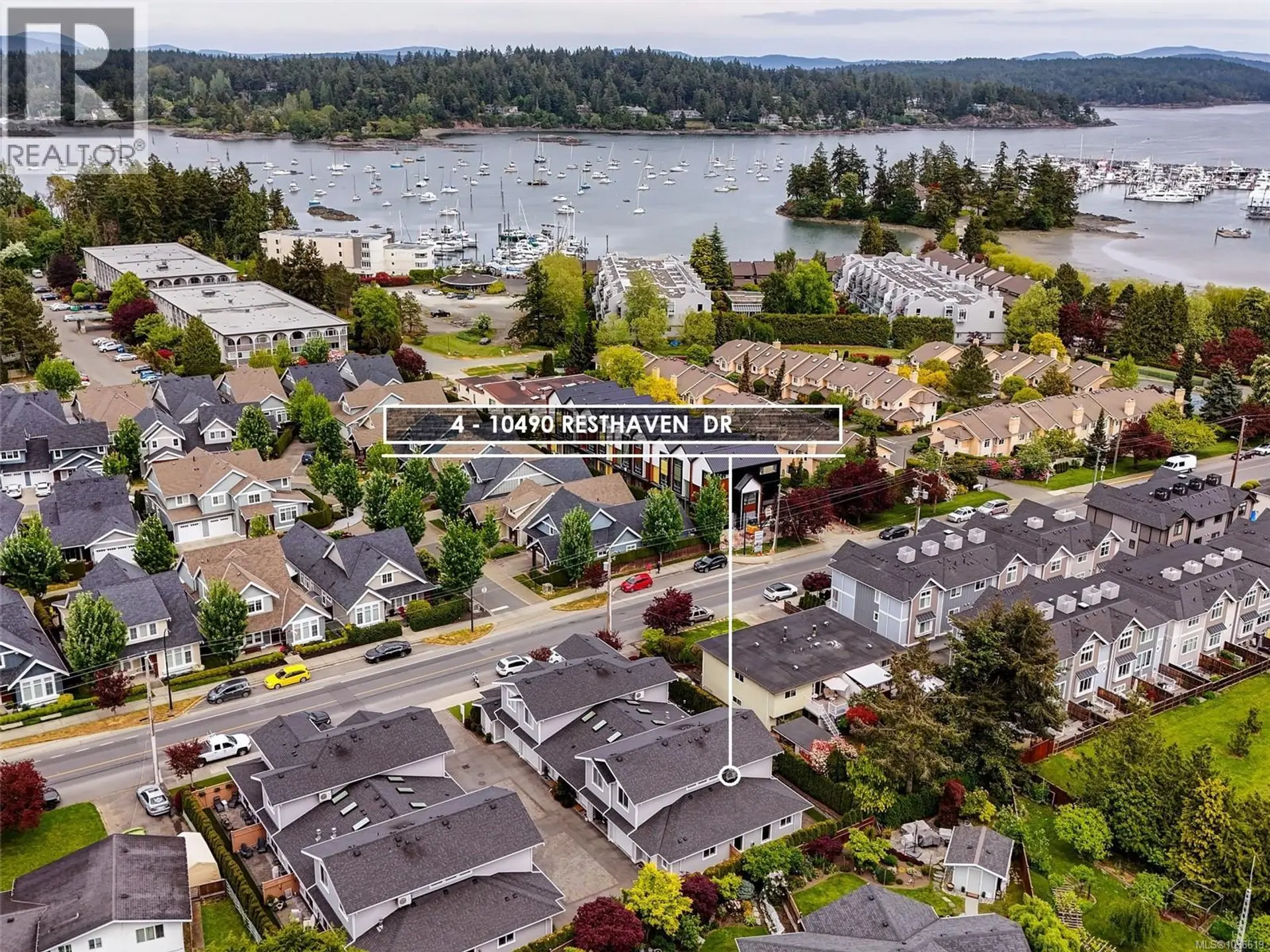 Property at #4 10490 Resthaven Dr, Sidney, BC