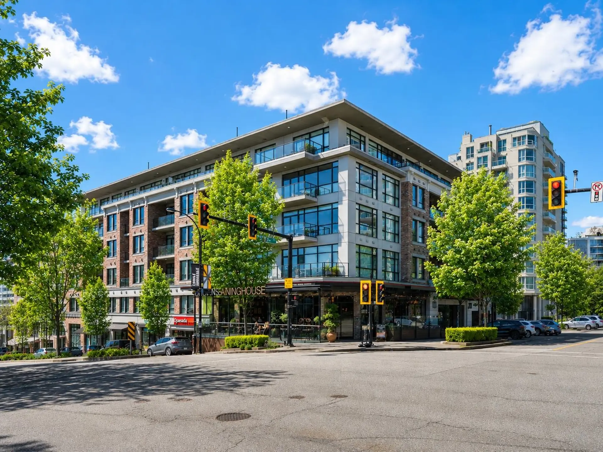 Property at #305 105 W 2nd Street, North Vancouver, BC