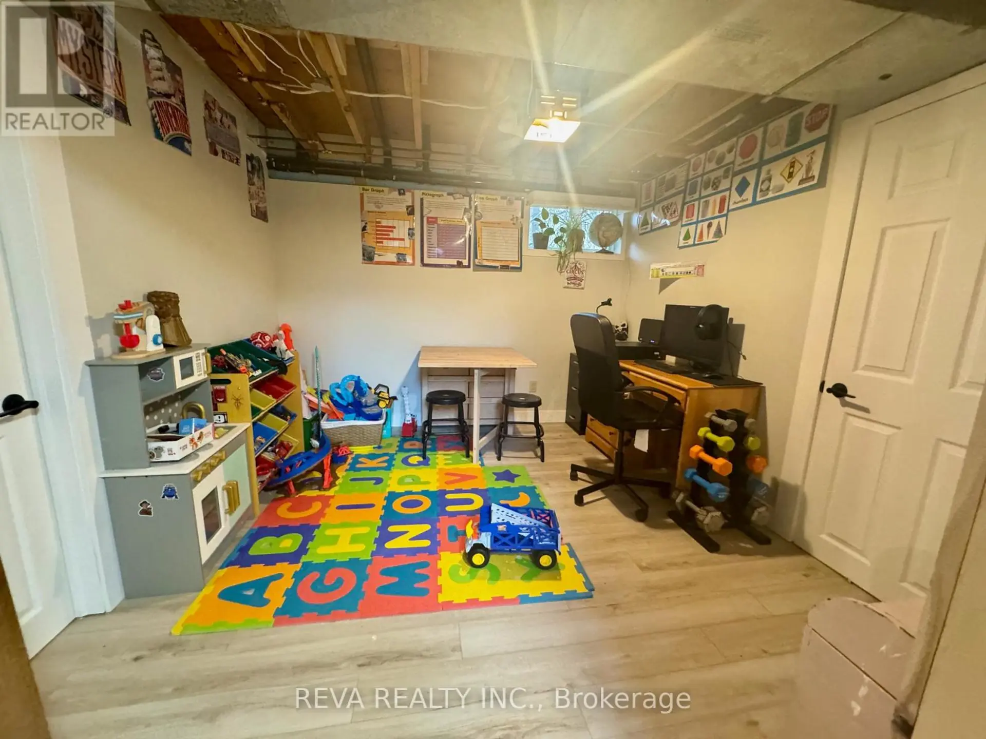 29796 HWY 62 N - Image 12