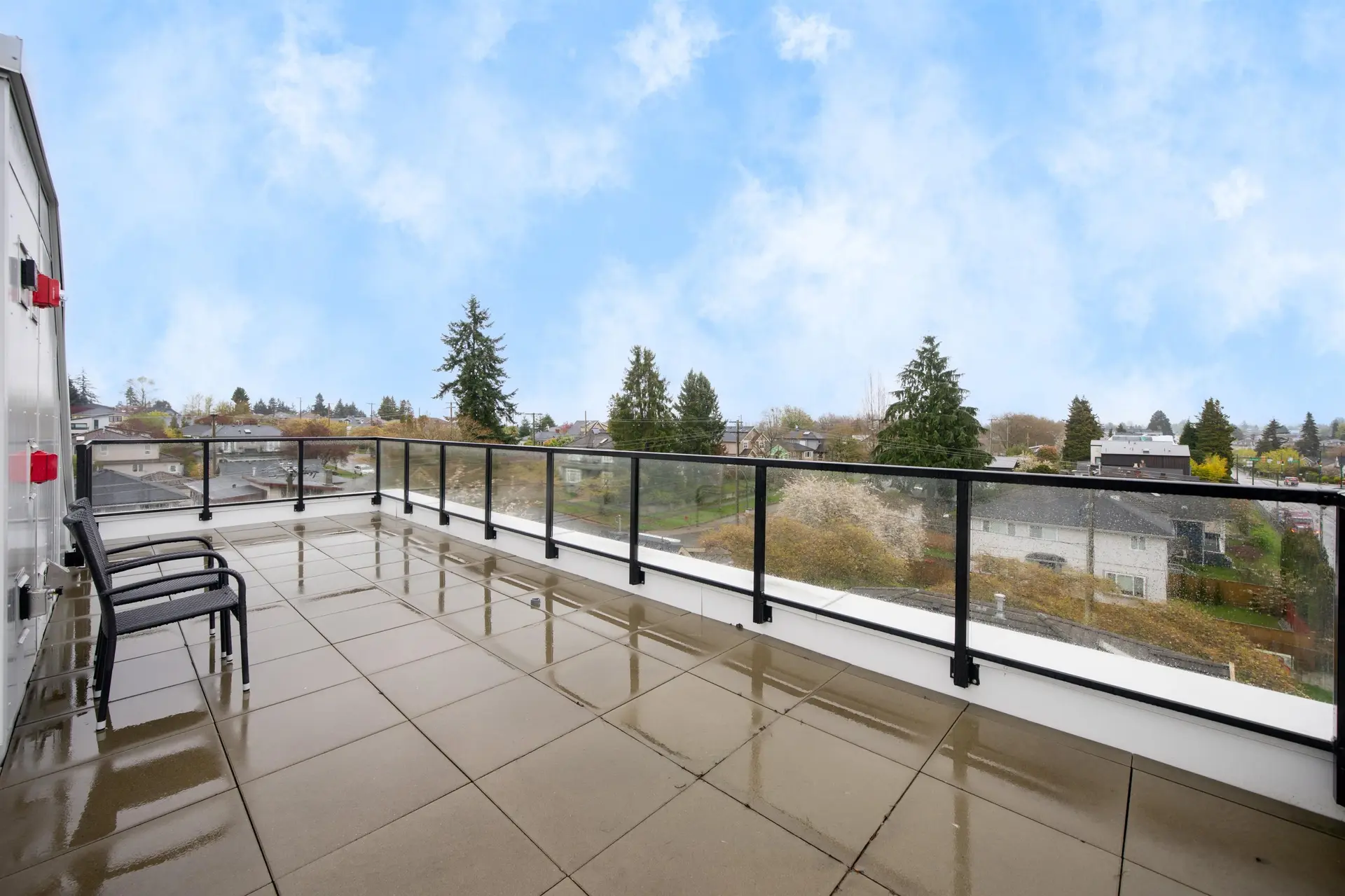 #2 128 W Woodstock Avenue - Image 2