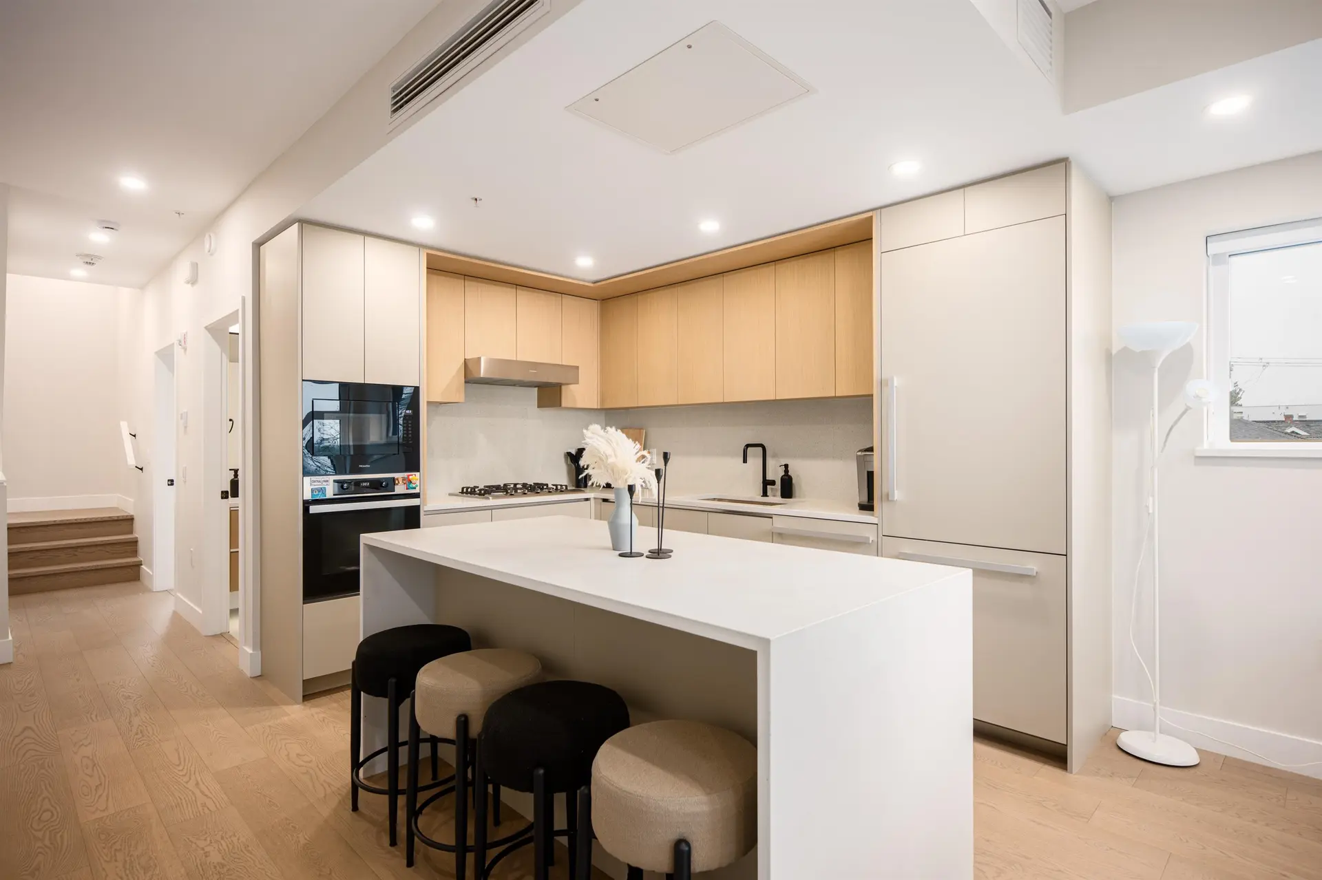 #2 128 W Woodstock Avenue - Image 4