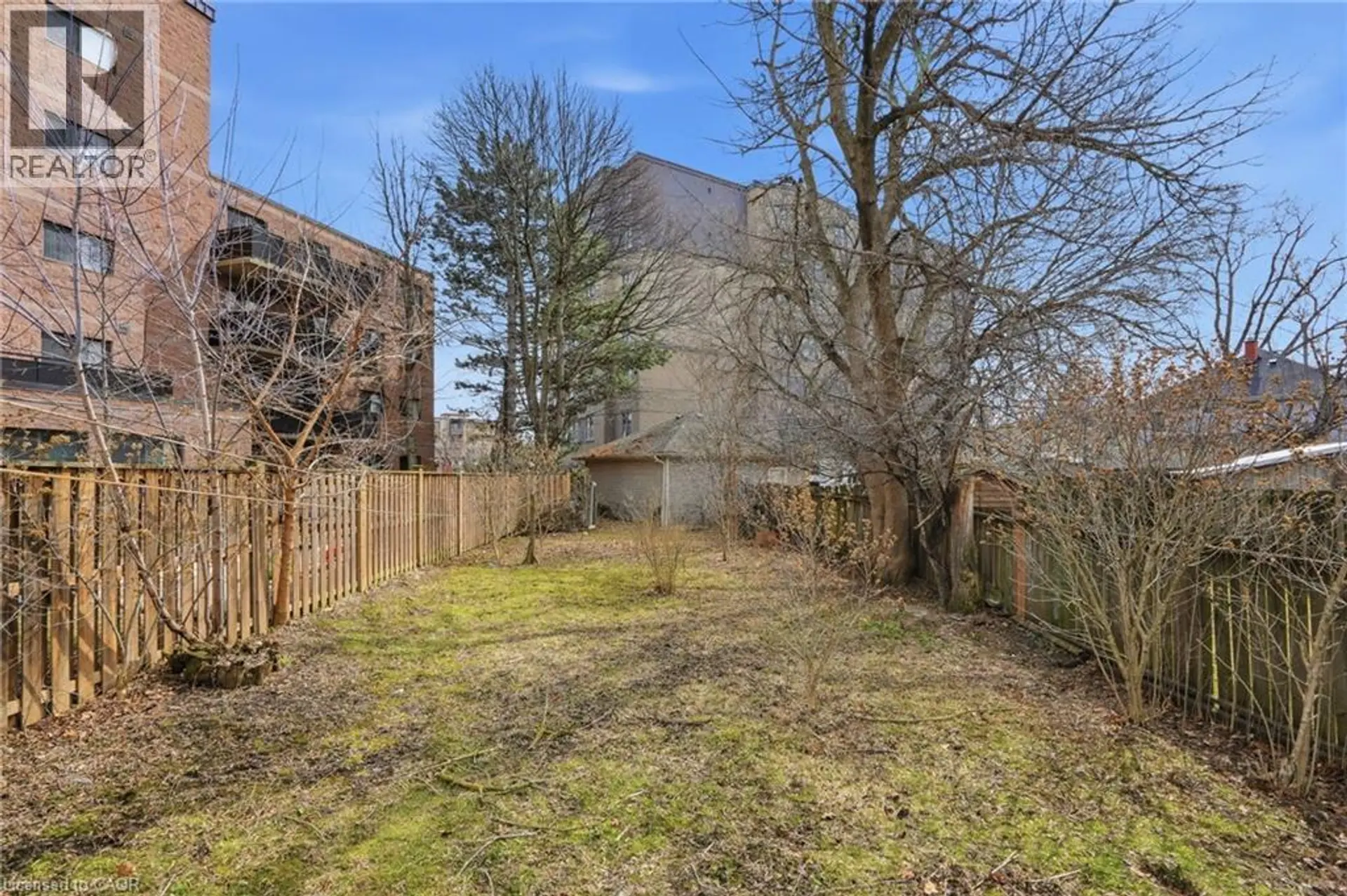 56 WELLAND Avenue - Image 3
