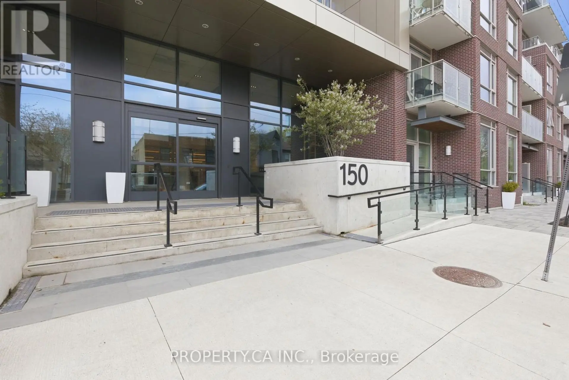 #719 150 LOGAN AVENUE - Image 2
