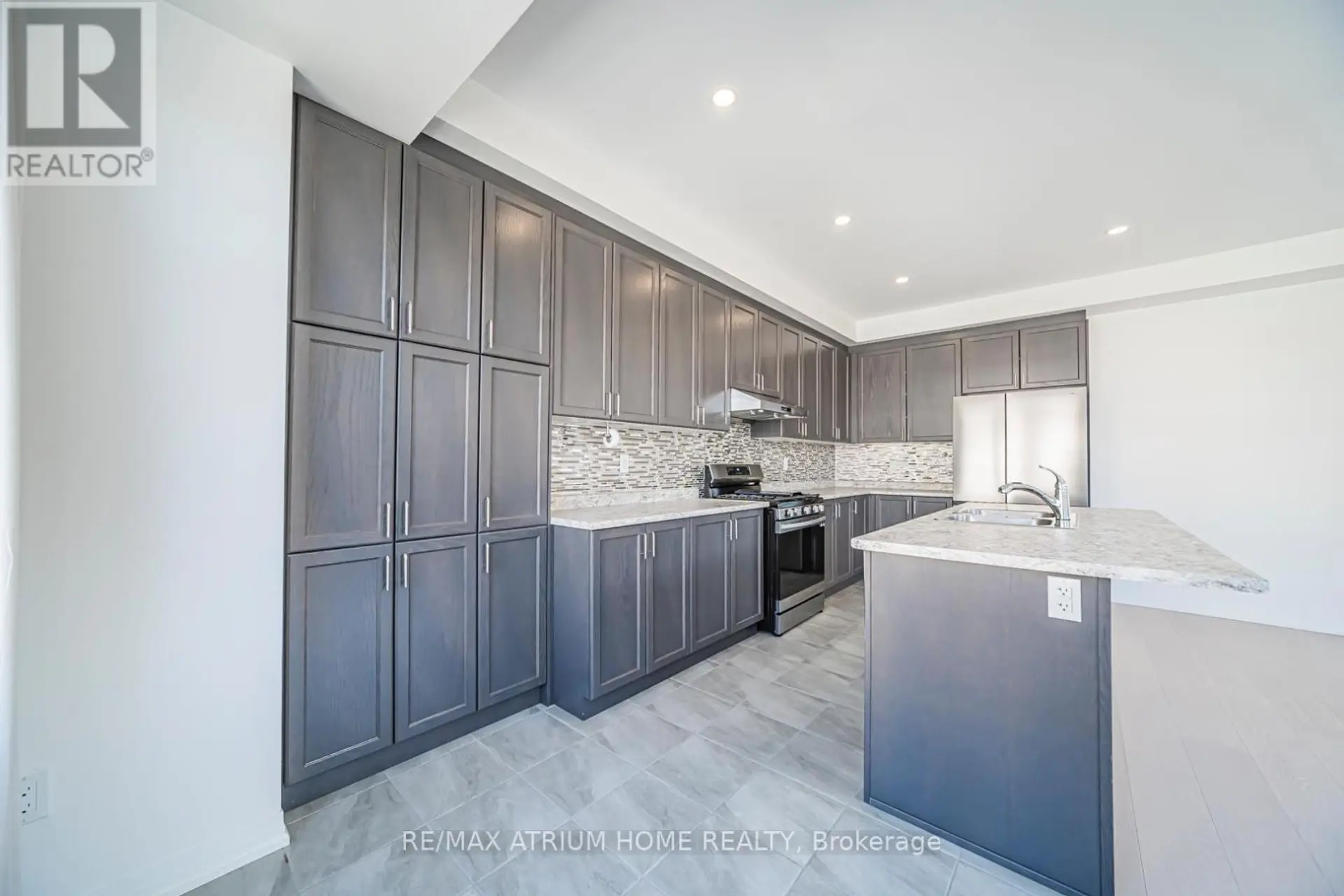 1 SISSONS WAY - Image 9