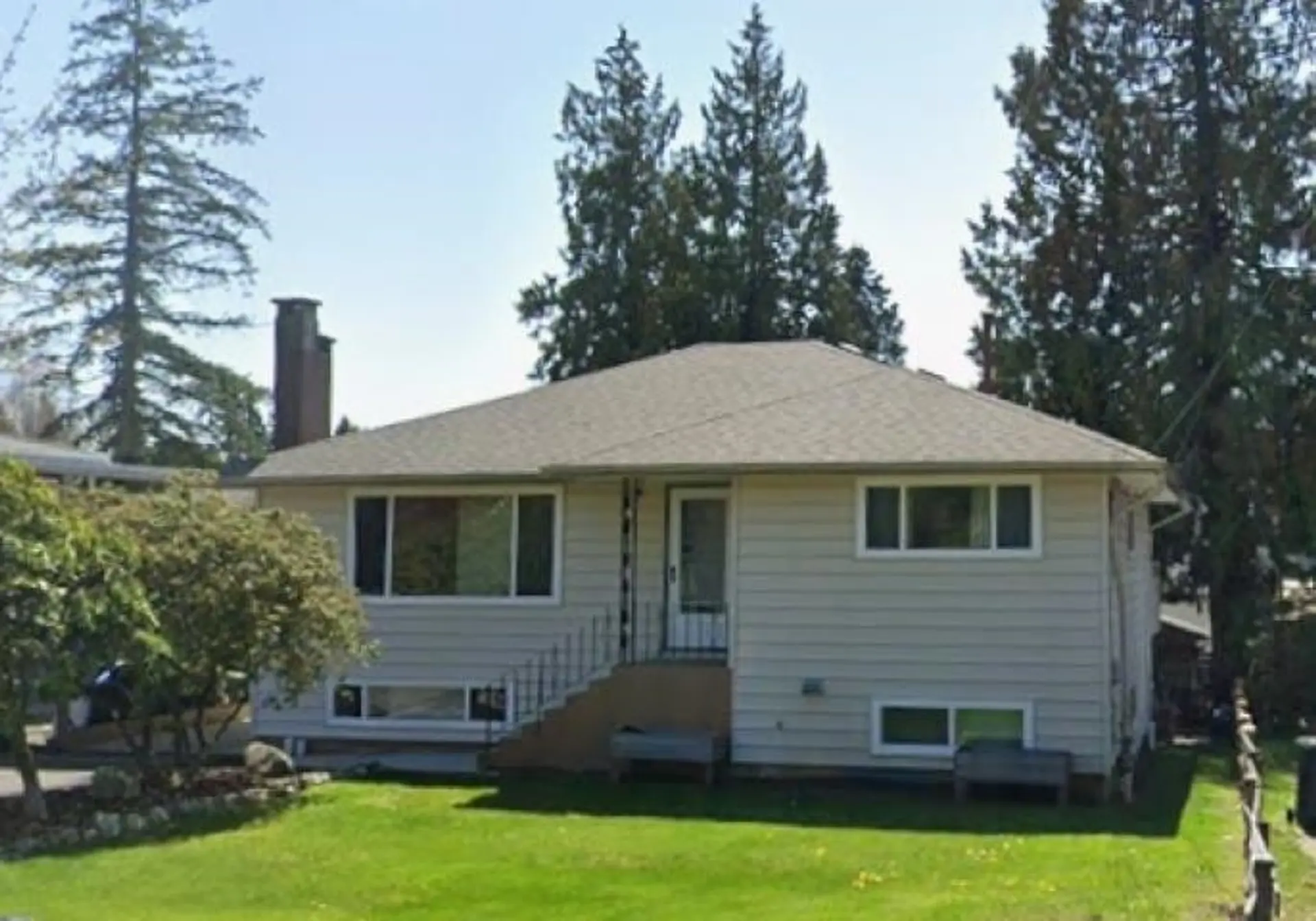 489 Ailsa Avenue - Image 1