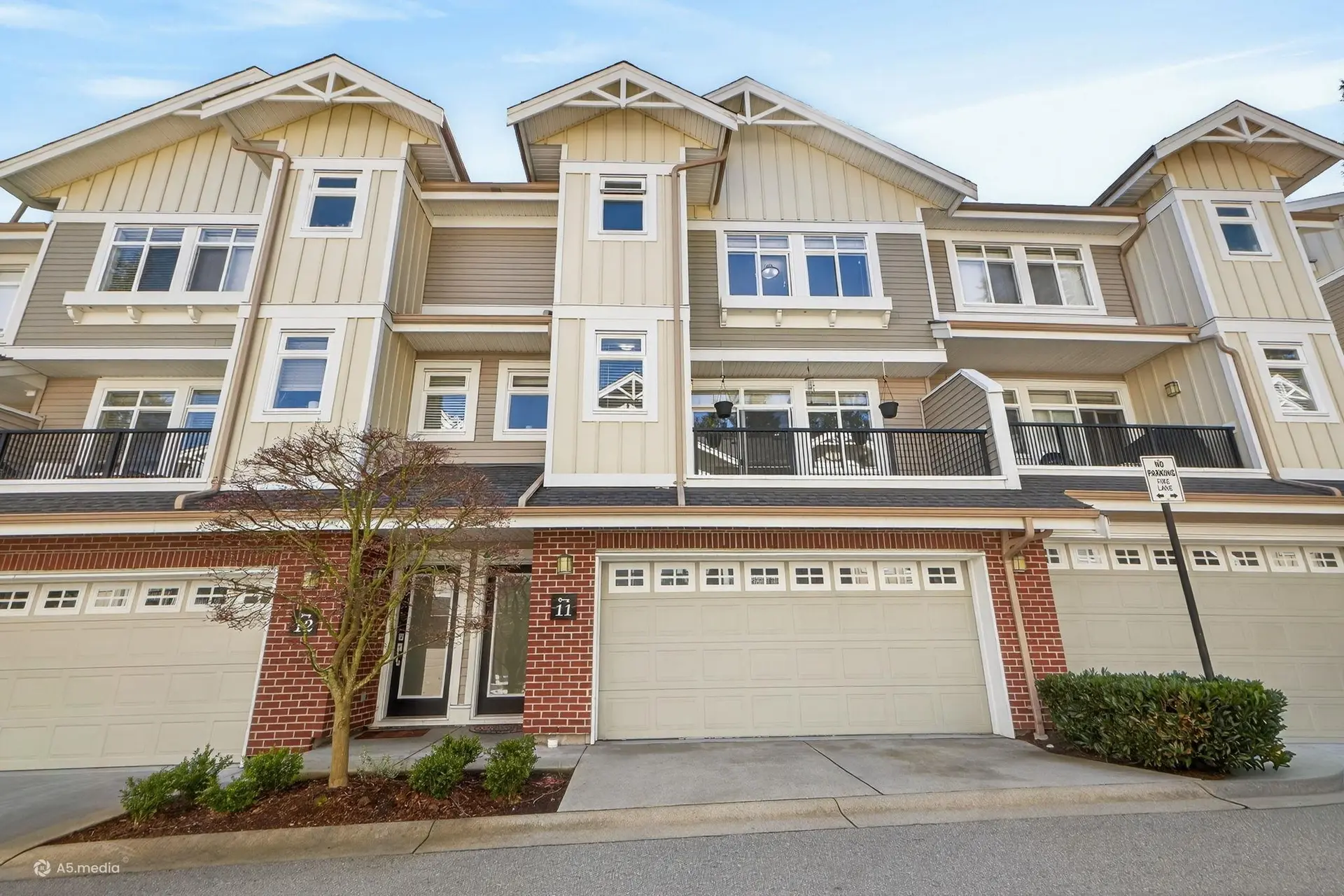 Property at #11 2925 King George Boulevard, Surrey, BC